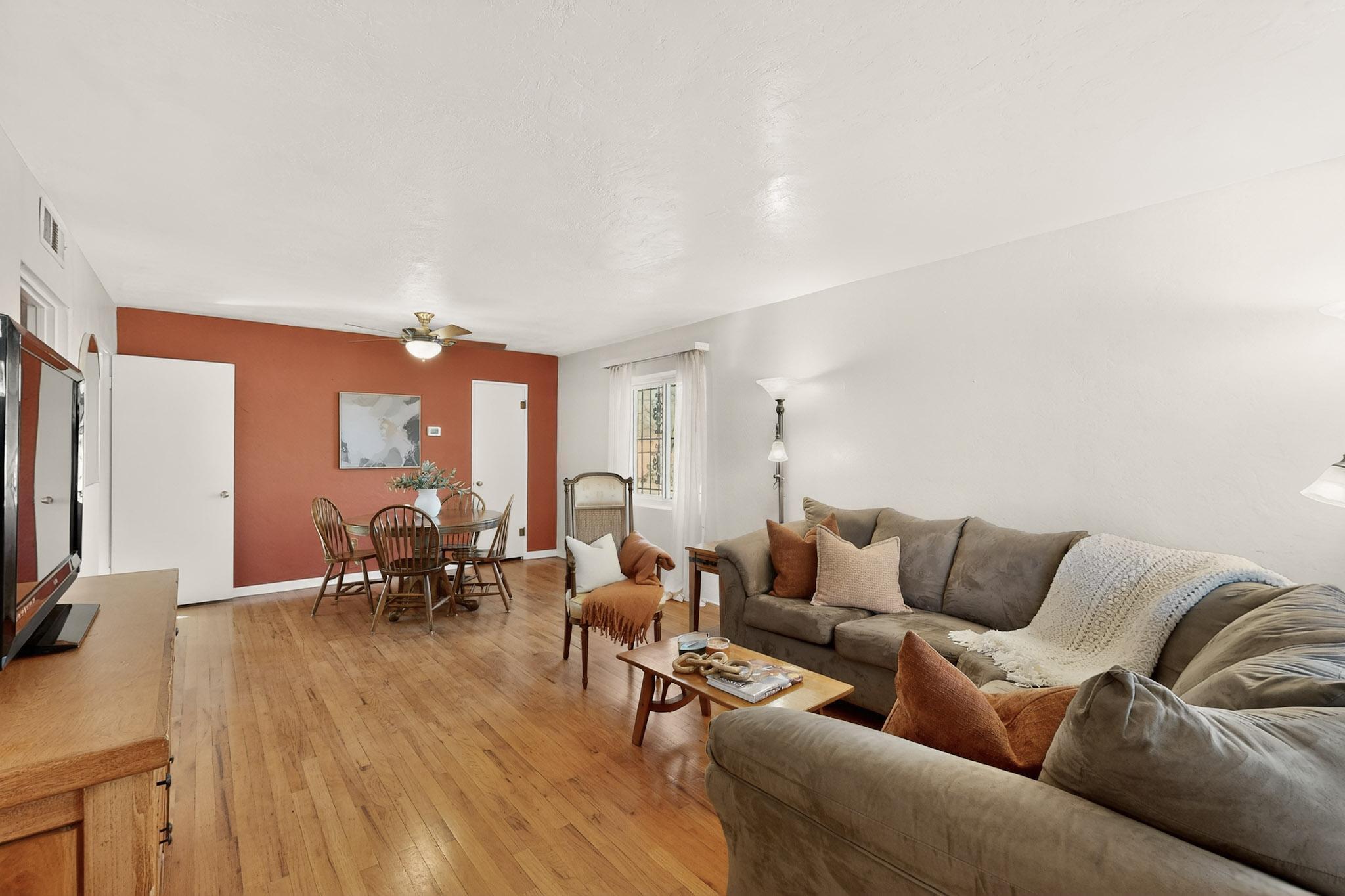 701 Alvarado Drive SE