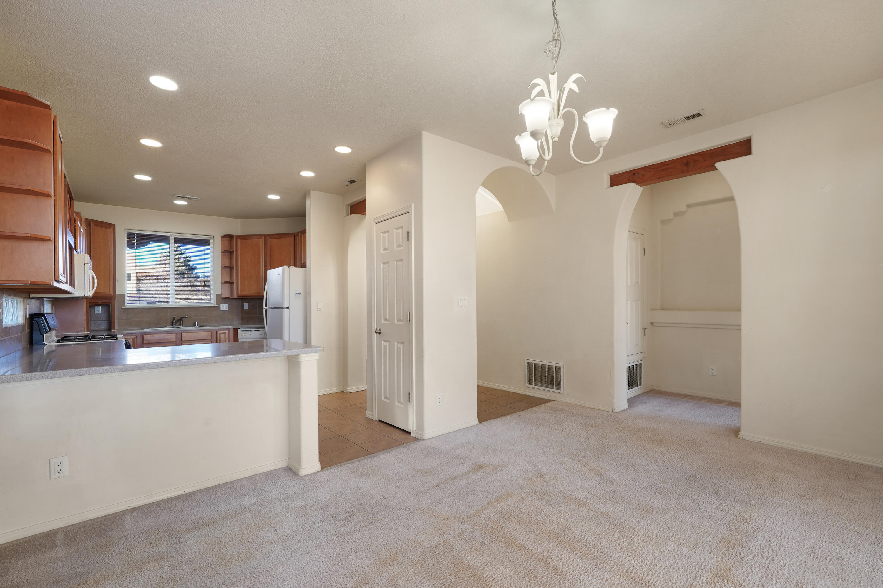 3316 Lockerbie Drive SE