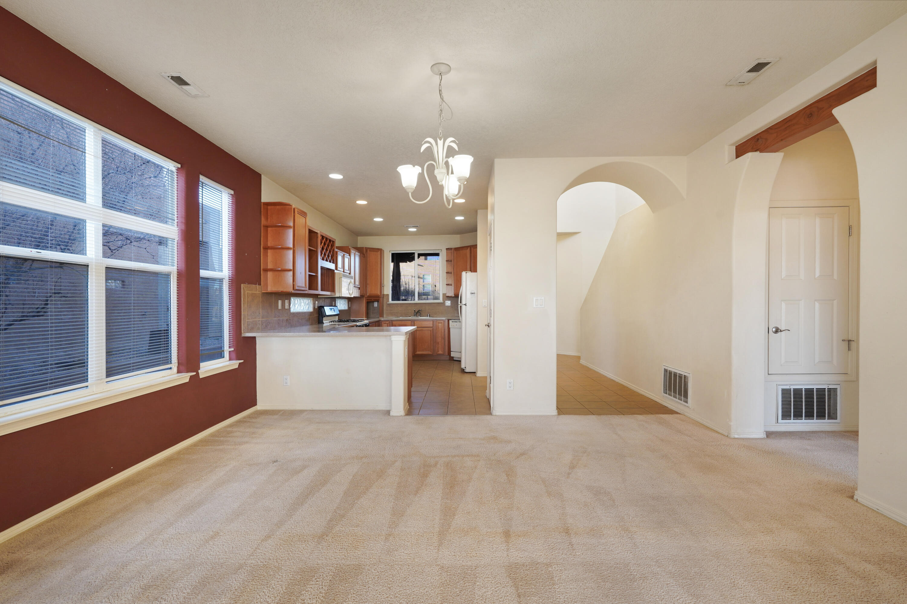 3316 Lockerbie Drive SE