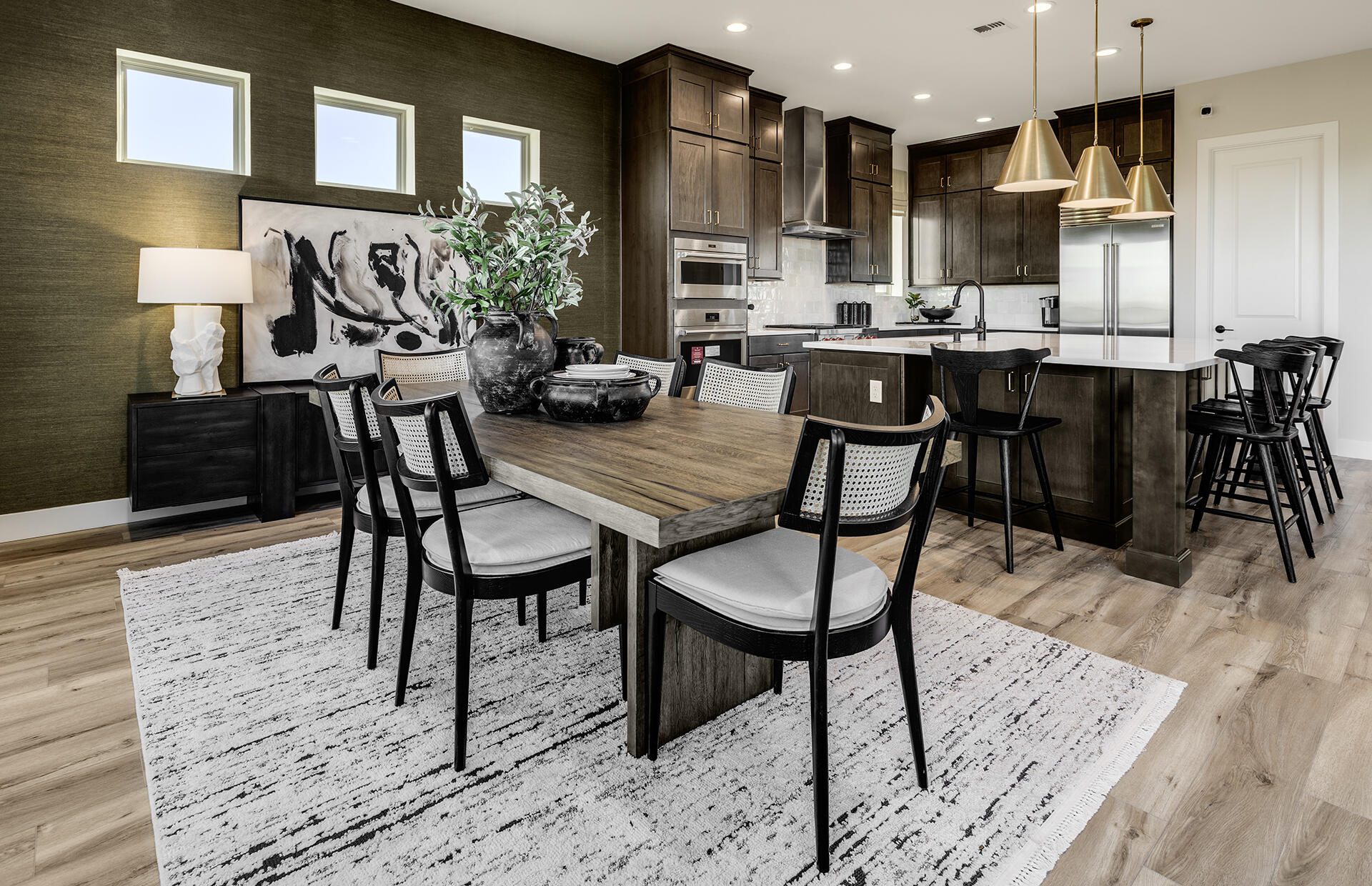 6748 Akademeia Loop NE