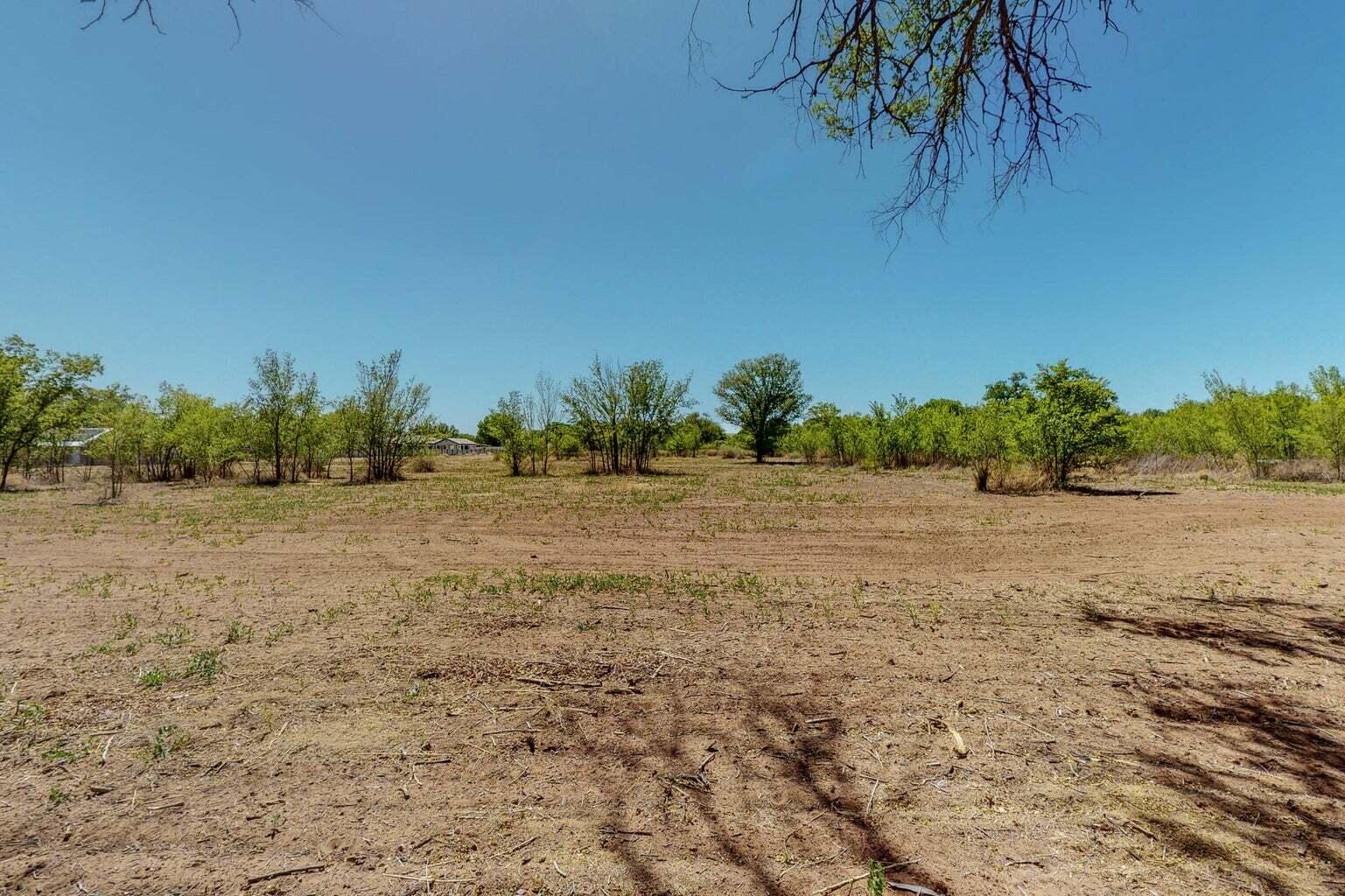 2216 Pajarito Road SW