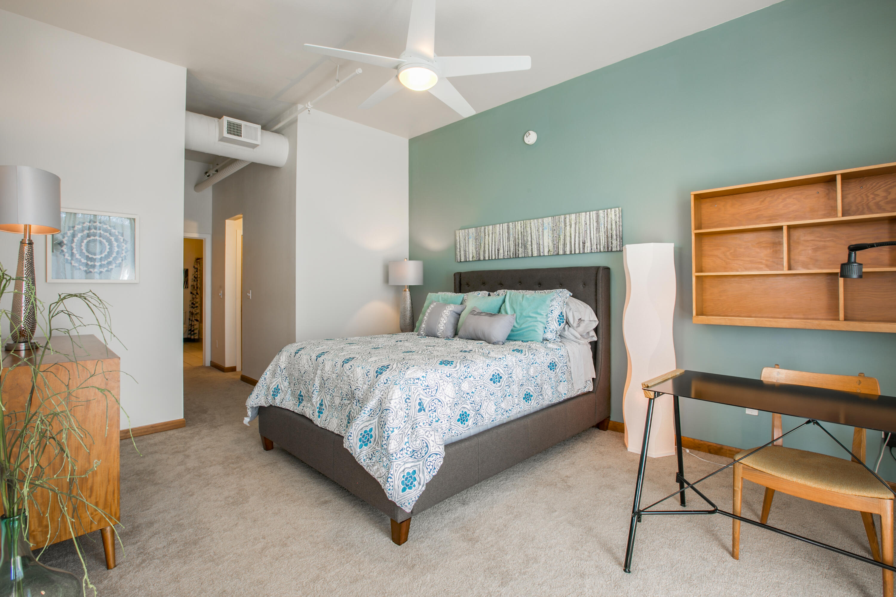 401 Central Avenue NE 301