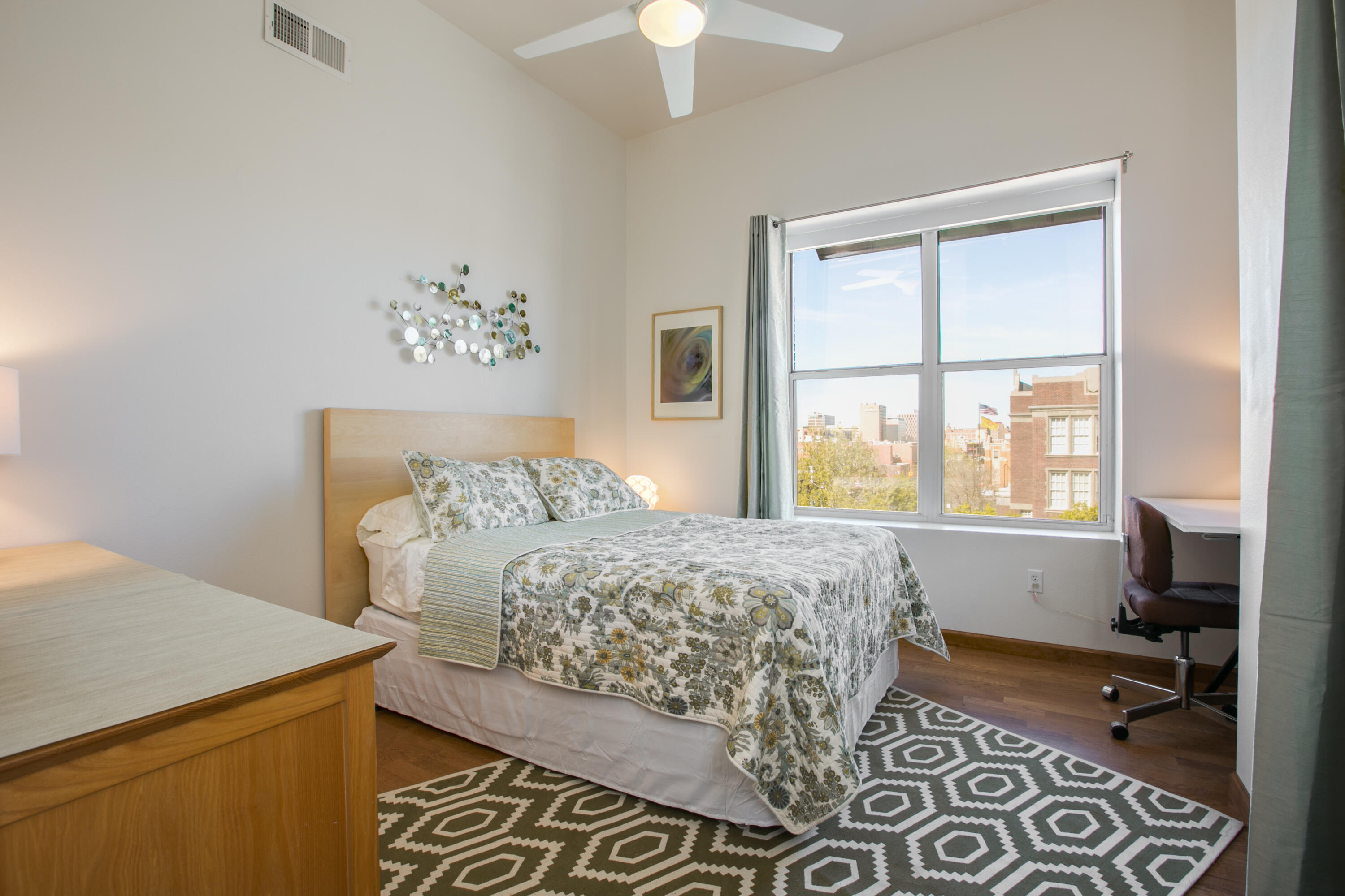 401 Central Avenue NE 301