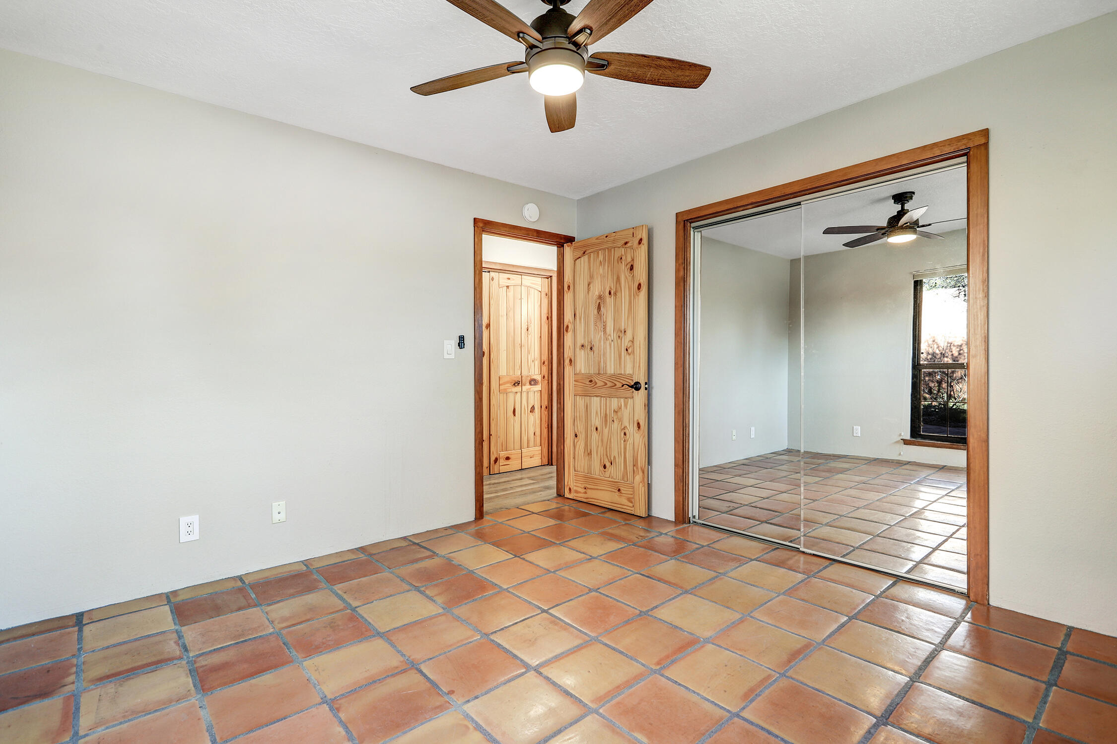 1 Santa Clara Trail