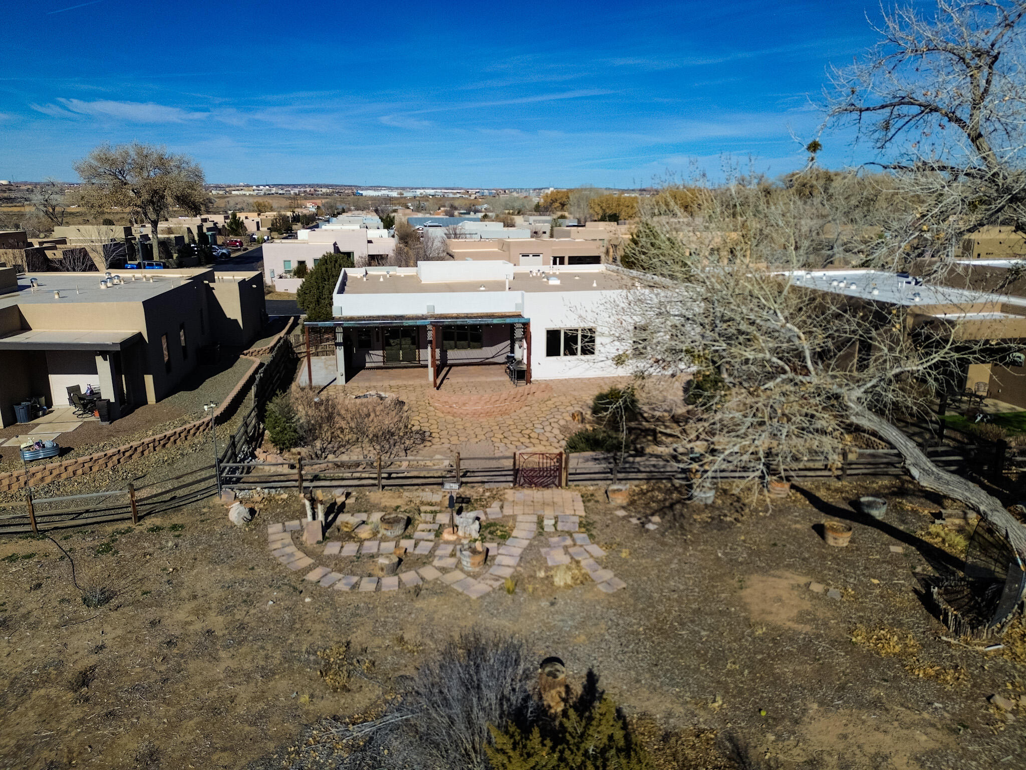 1114 W Avenida Los Suenos