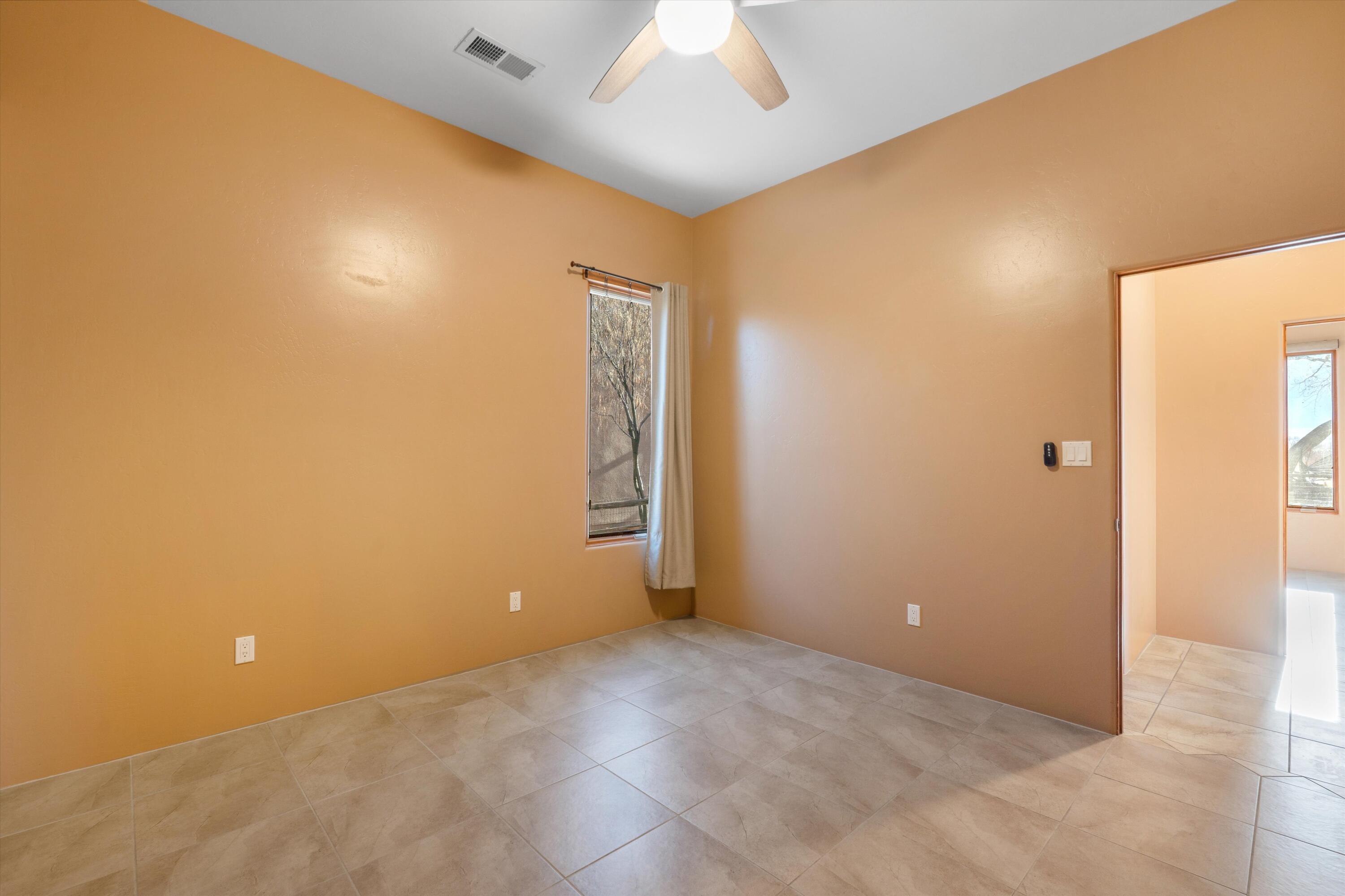 1114 W Avenida Los Suenos