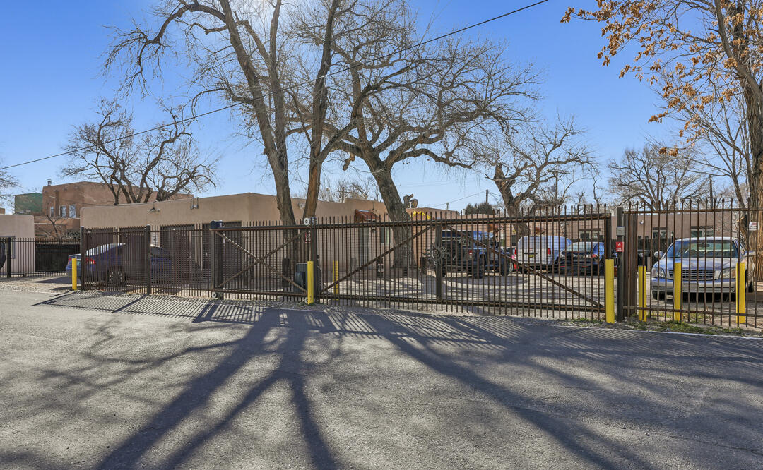 2307 New York Avenue SW