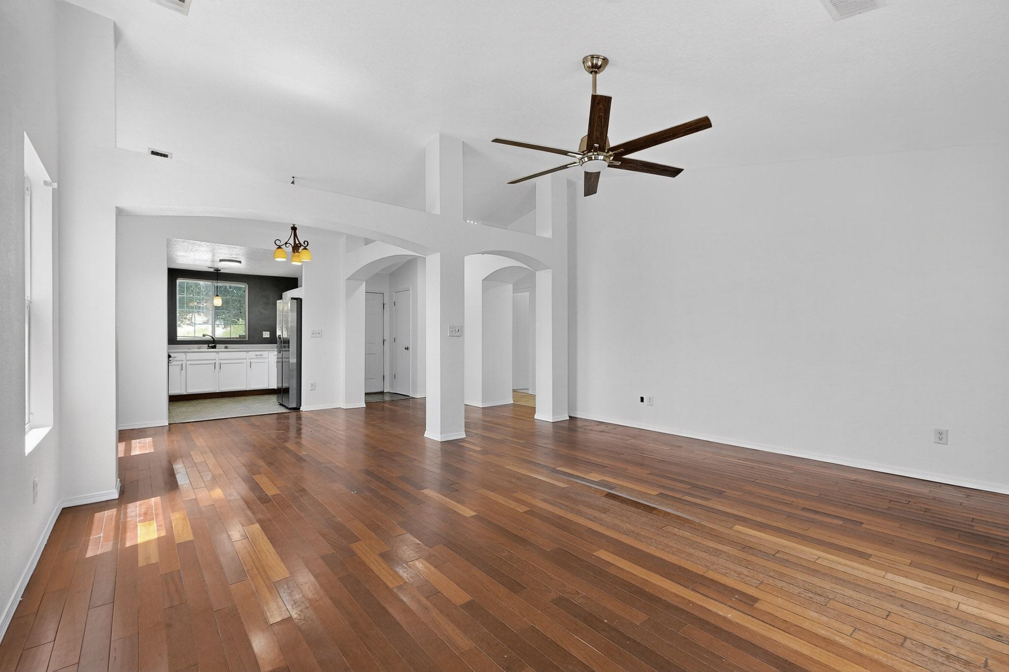 424 Whitethorn Street SW