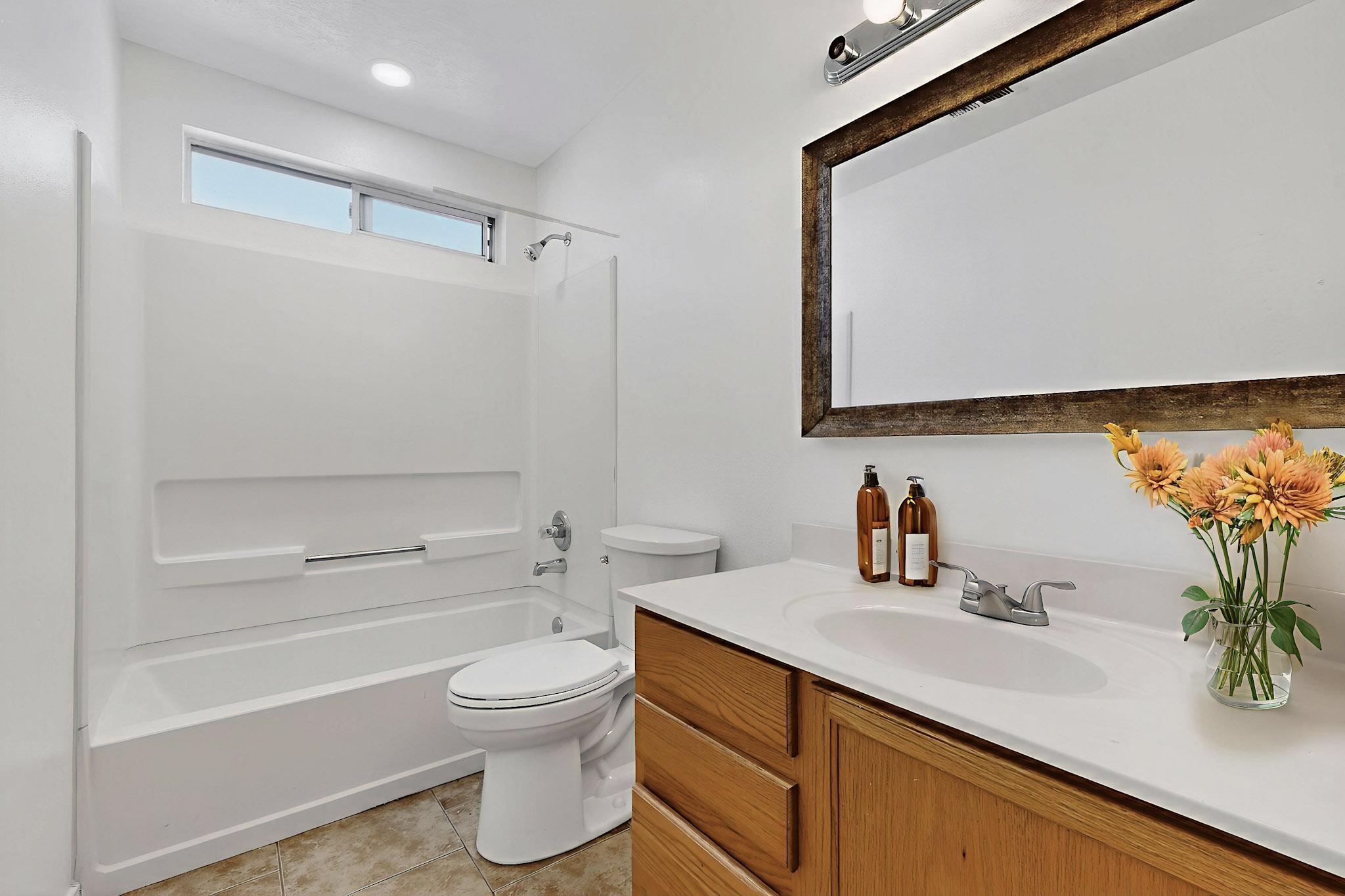 424 Whitethorn Street SW