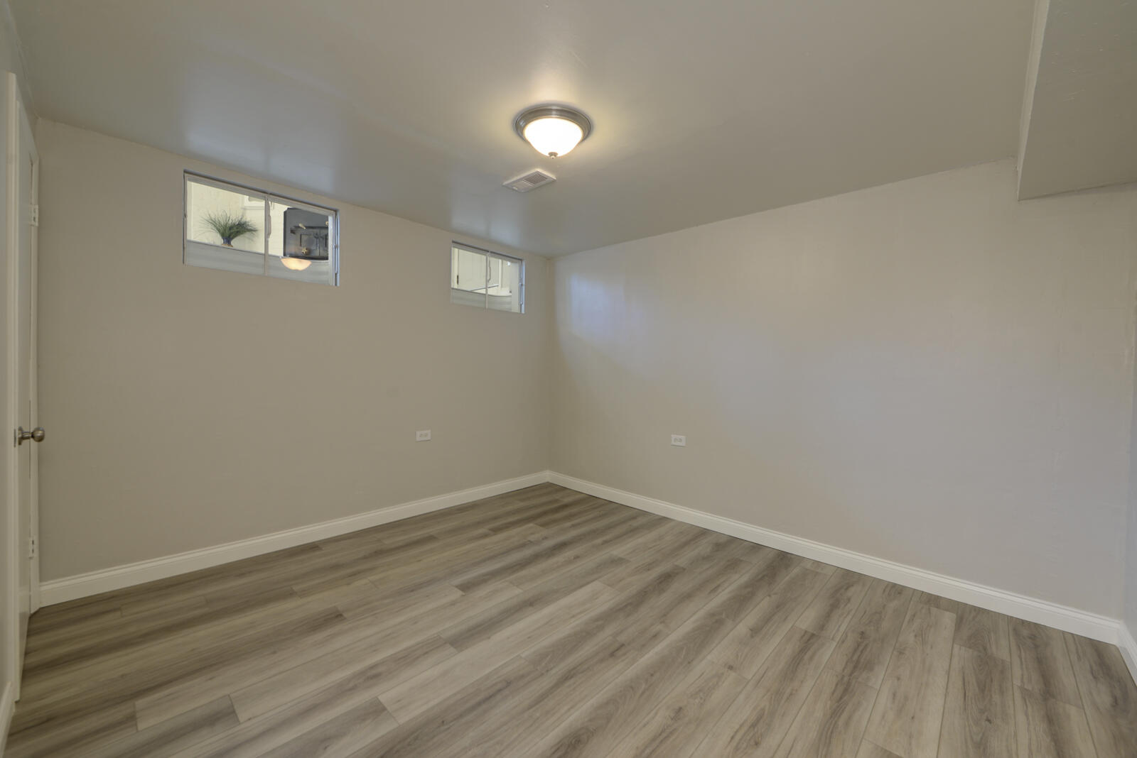 2905 Dorothy Street NE