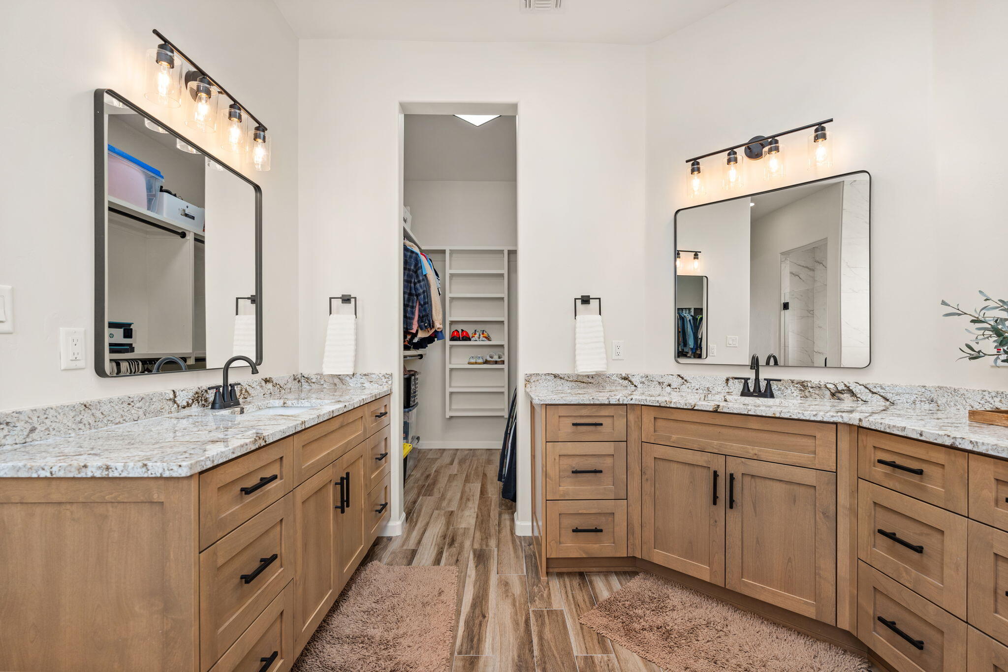 6717 Nacelle Road NE