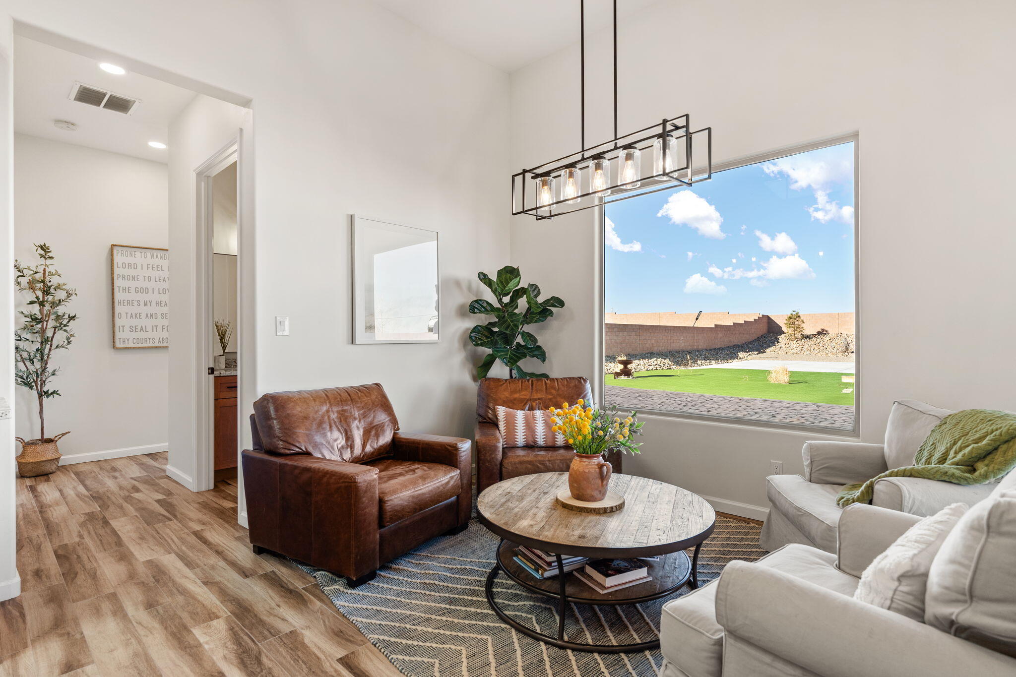 6717 Nacelle Road NE