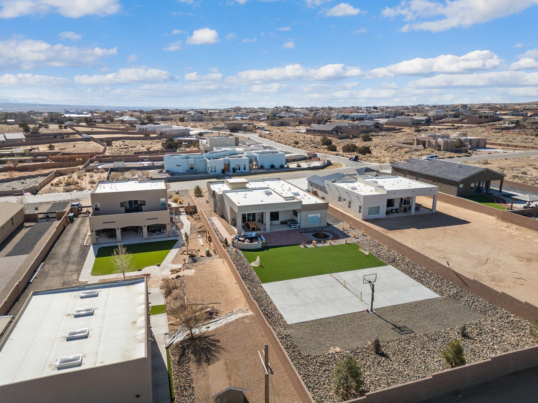 6717 Nacelle Road NE