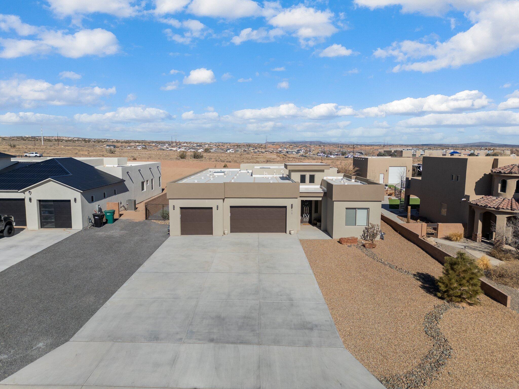 6717 Nacelle Road NE