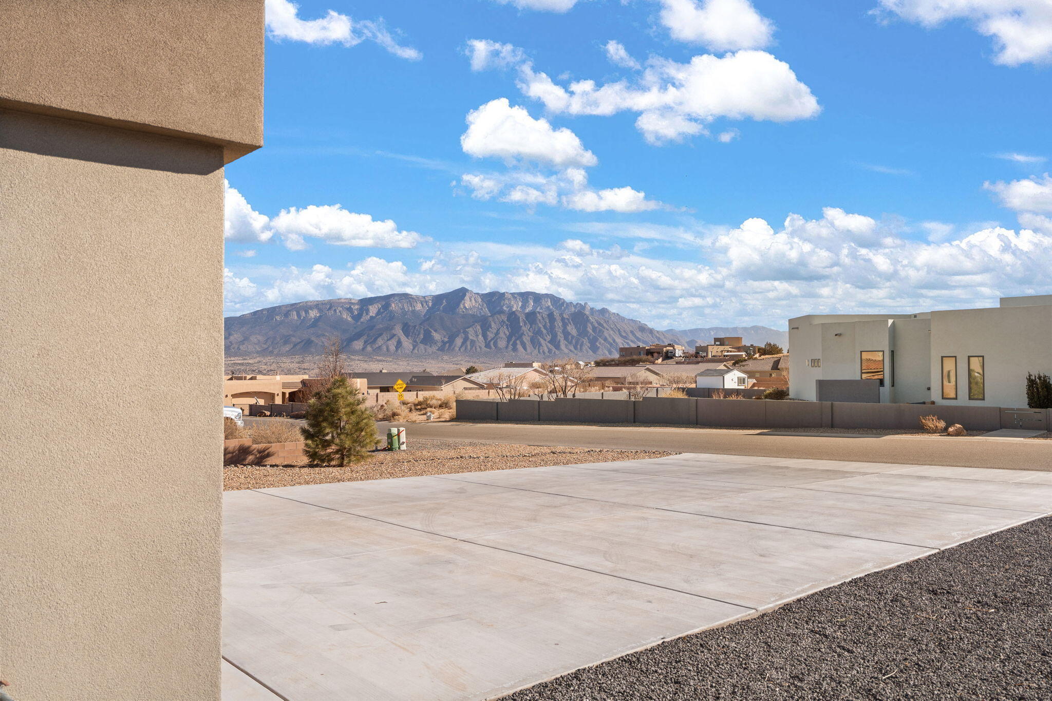 6717 Nacelle Road NE