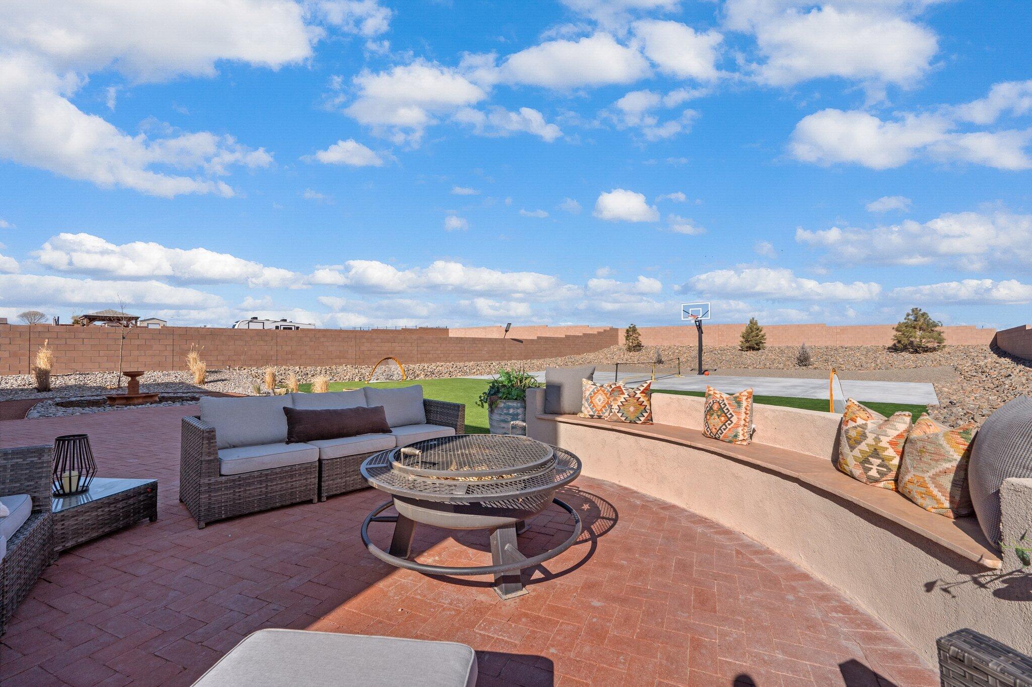 6717 Nacelle Road NE