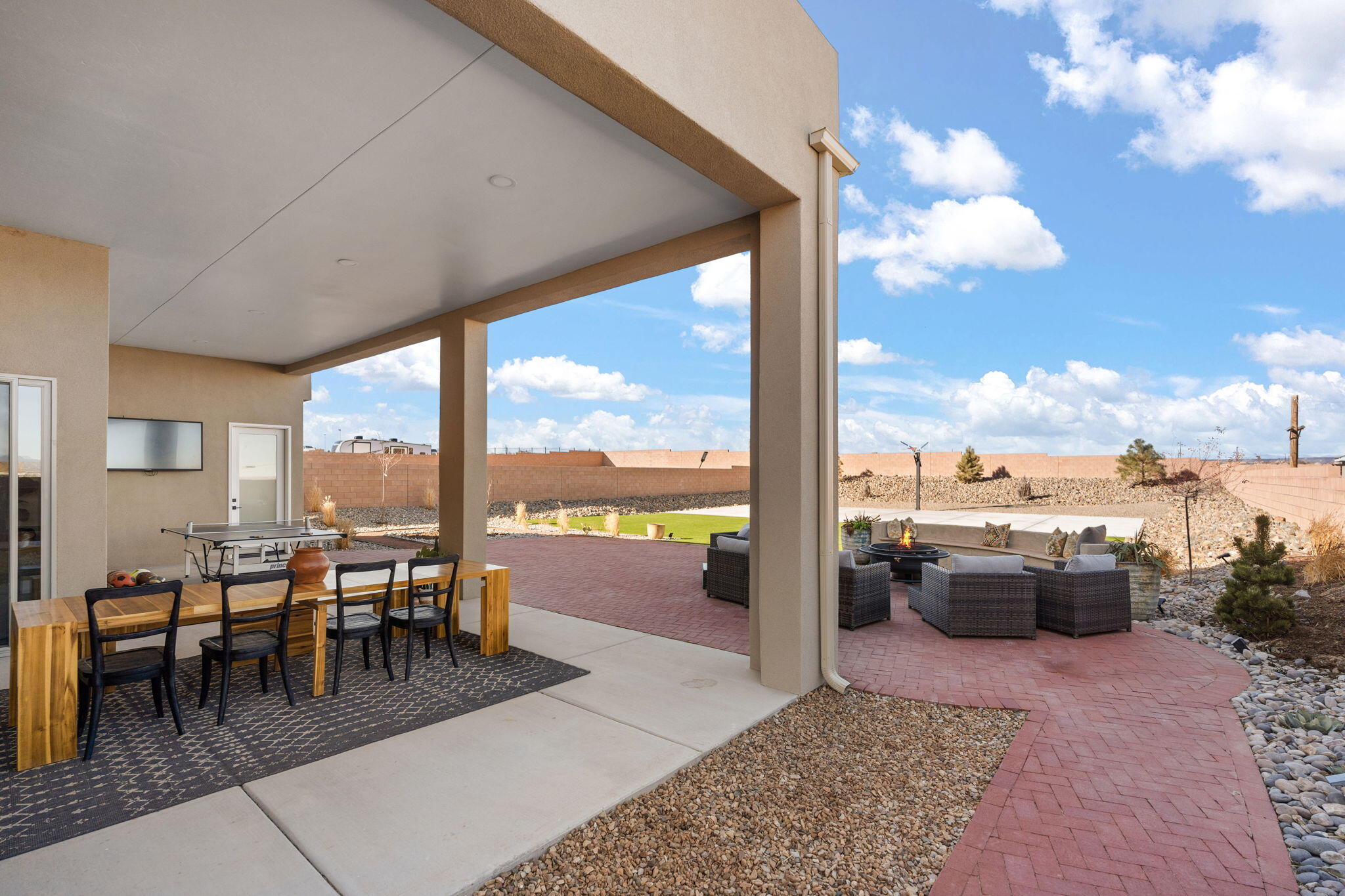 6717 Nacelle Road NE