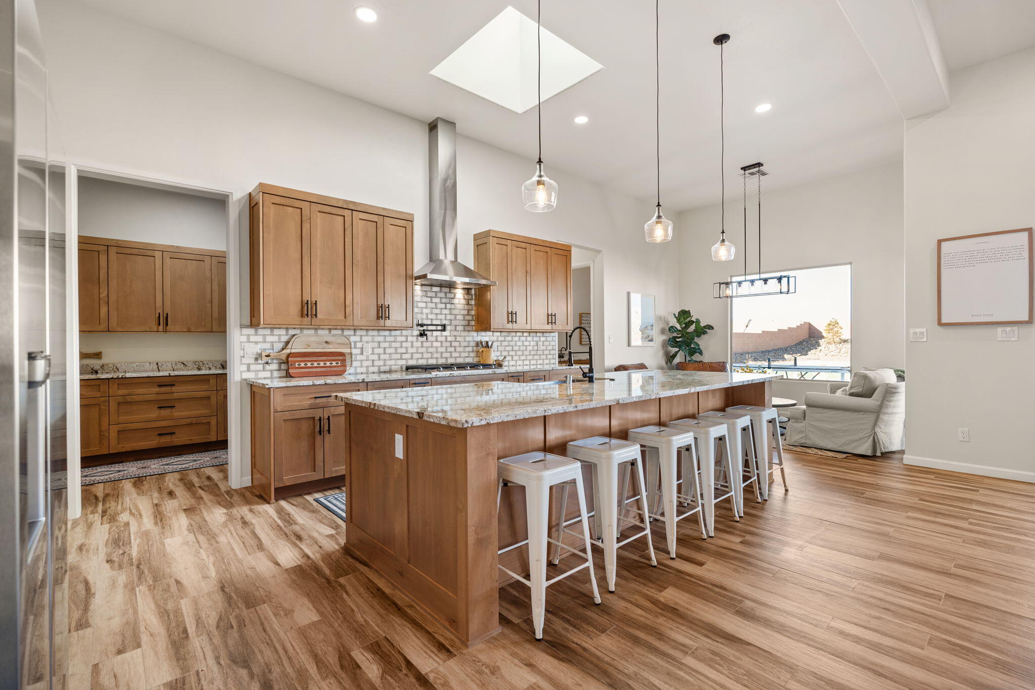 6717 Nacelle Road NE