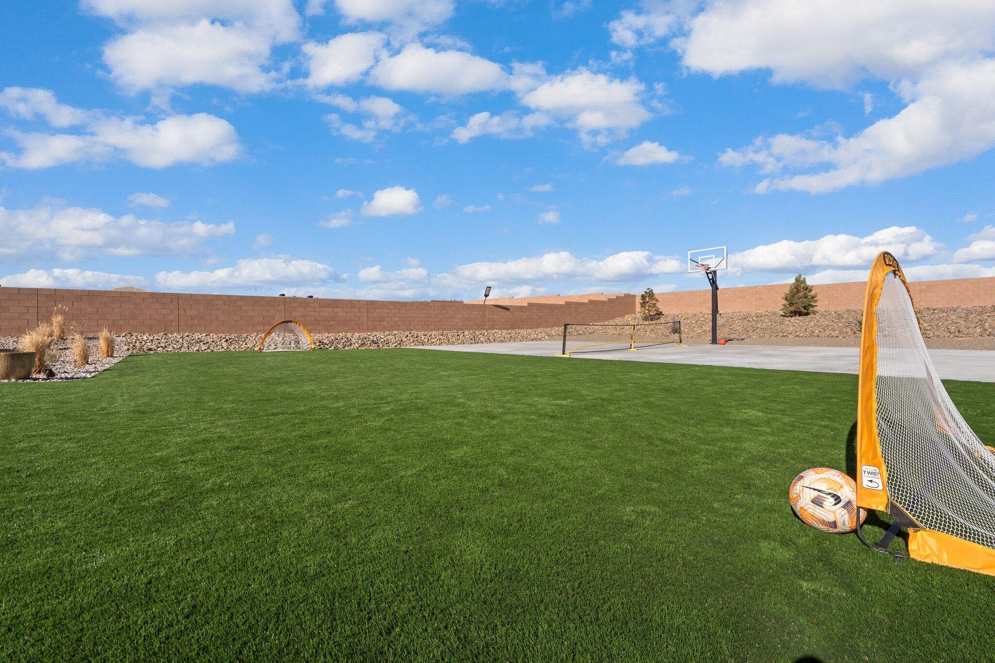 6717 Nacelle Road NE