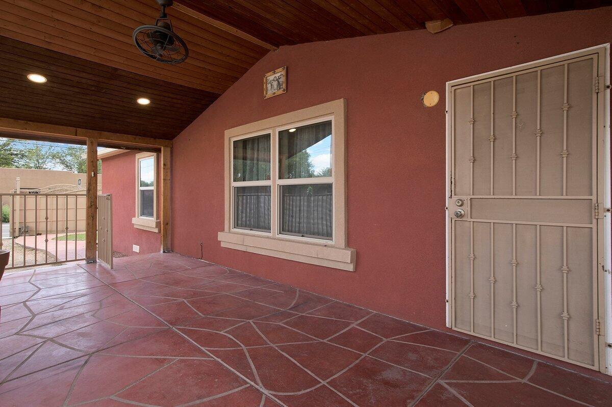 2713 Barcelona Road SW