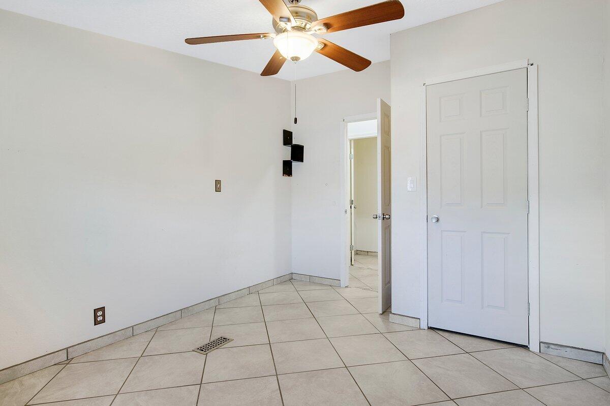 2713 Barcelona Road SW