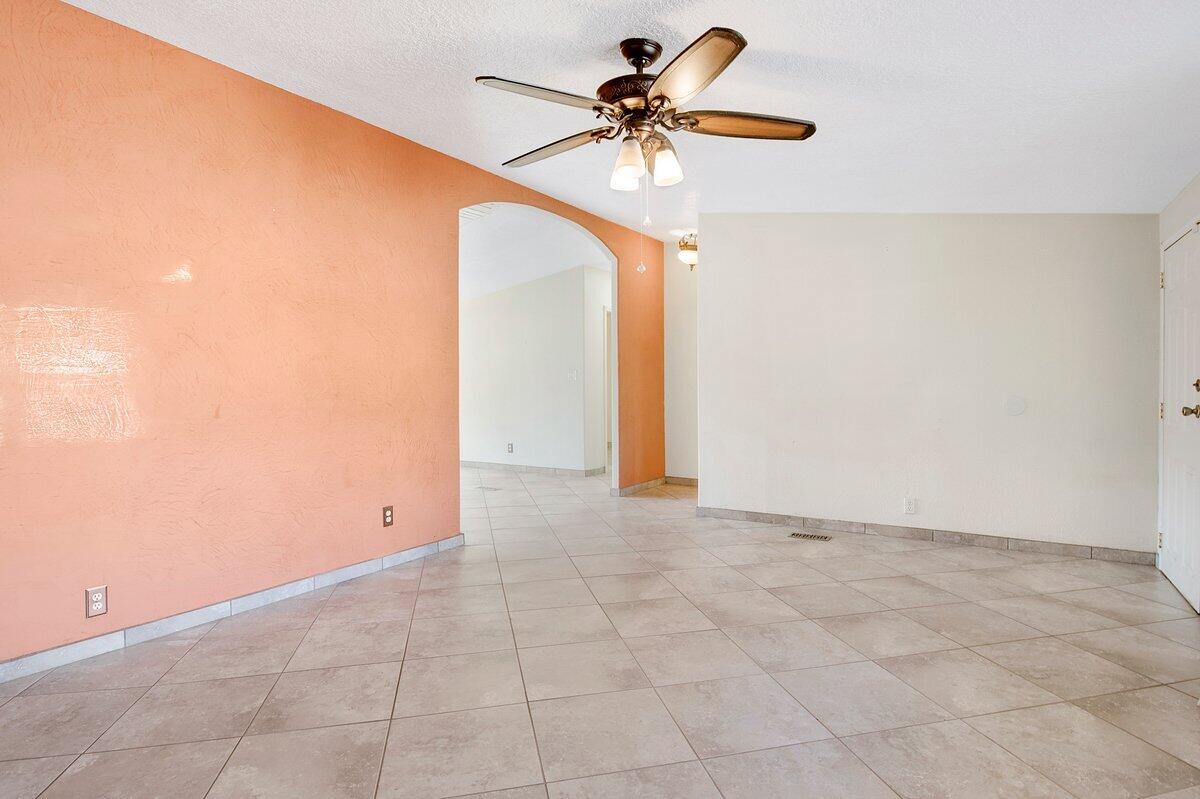 2713 Barcelona Road SW