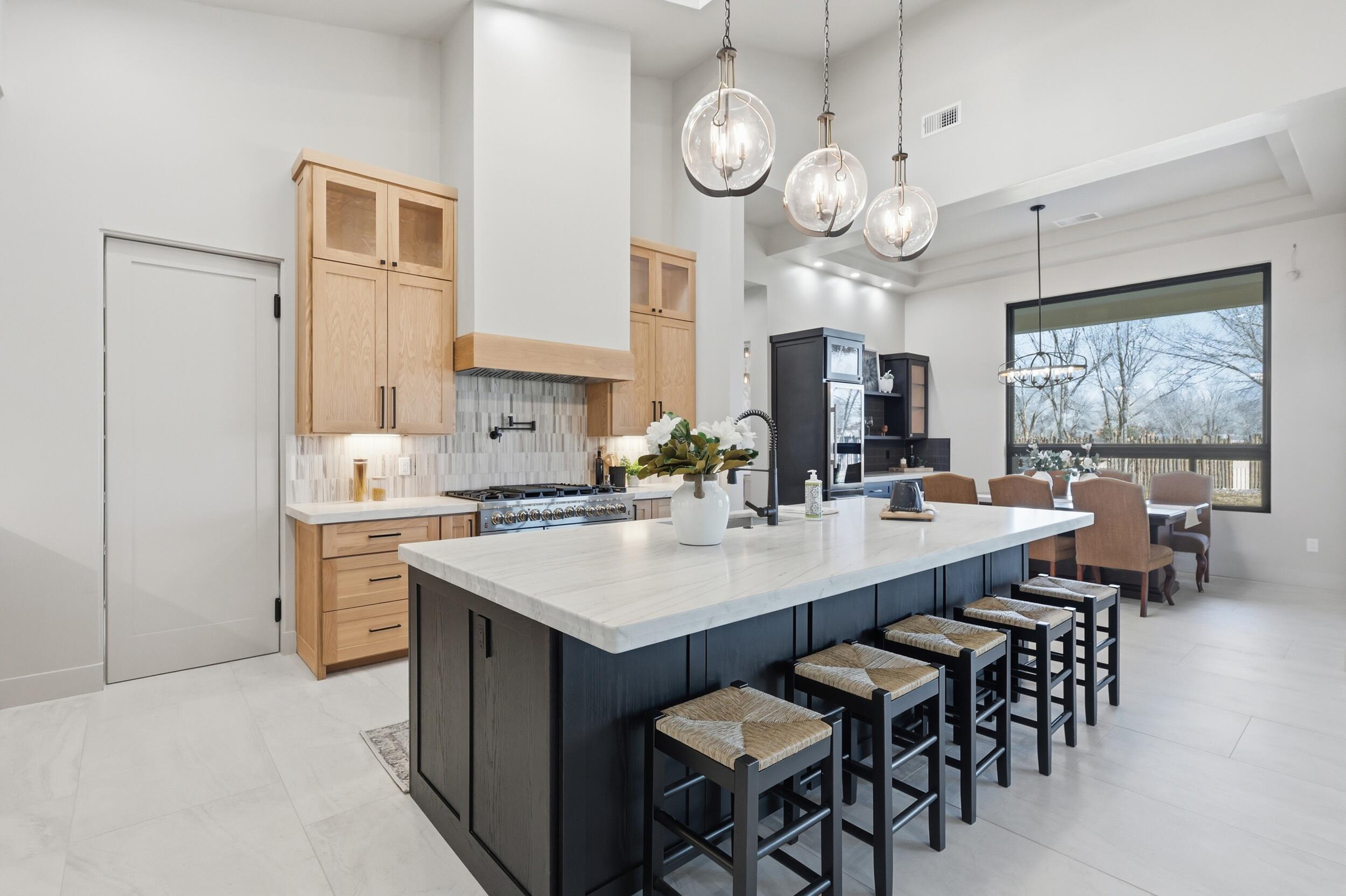 613 Valle Querido Court NW