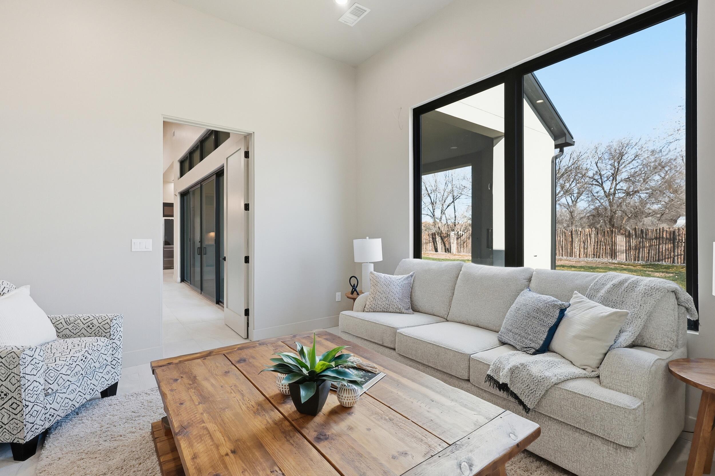 613 Valle Querido Court NW