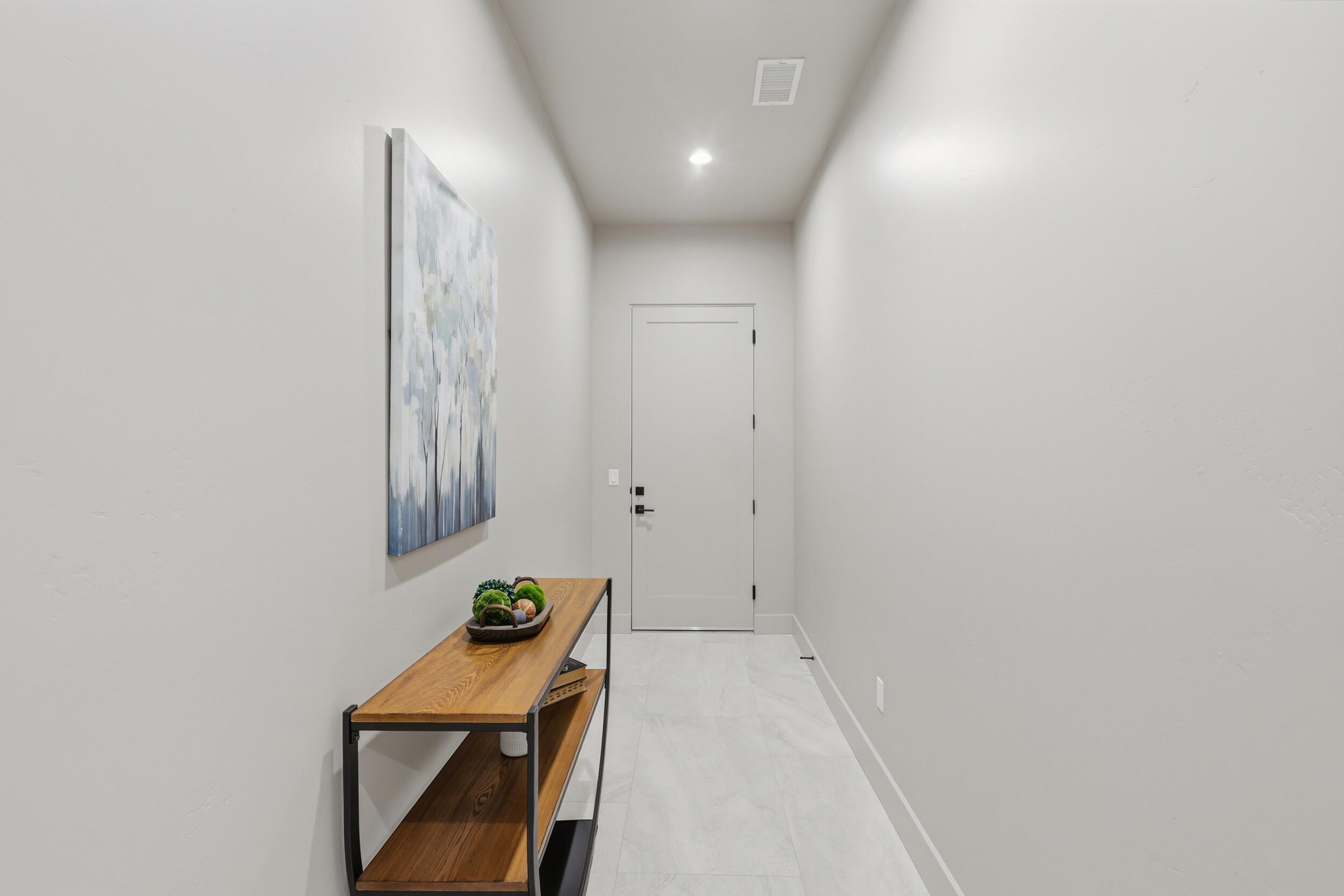 613 Valle Querido Court NW