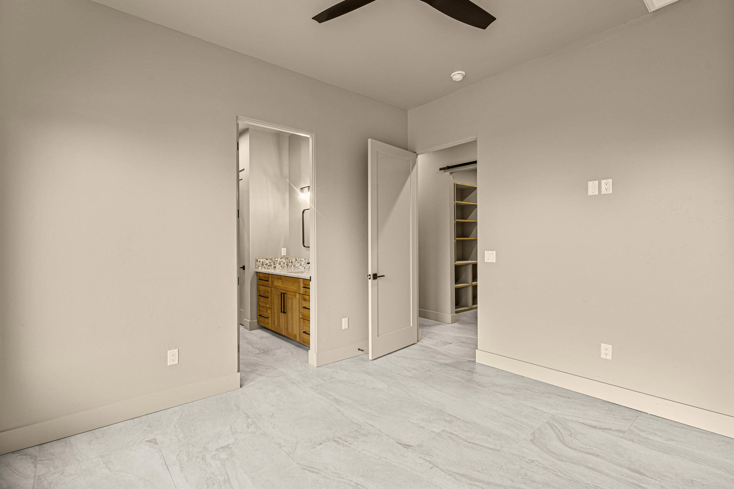 613 Valle Querido Court NW