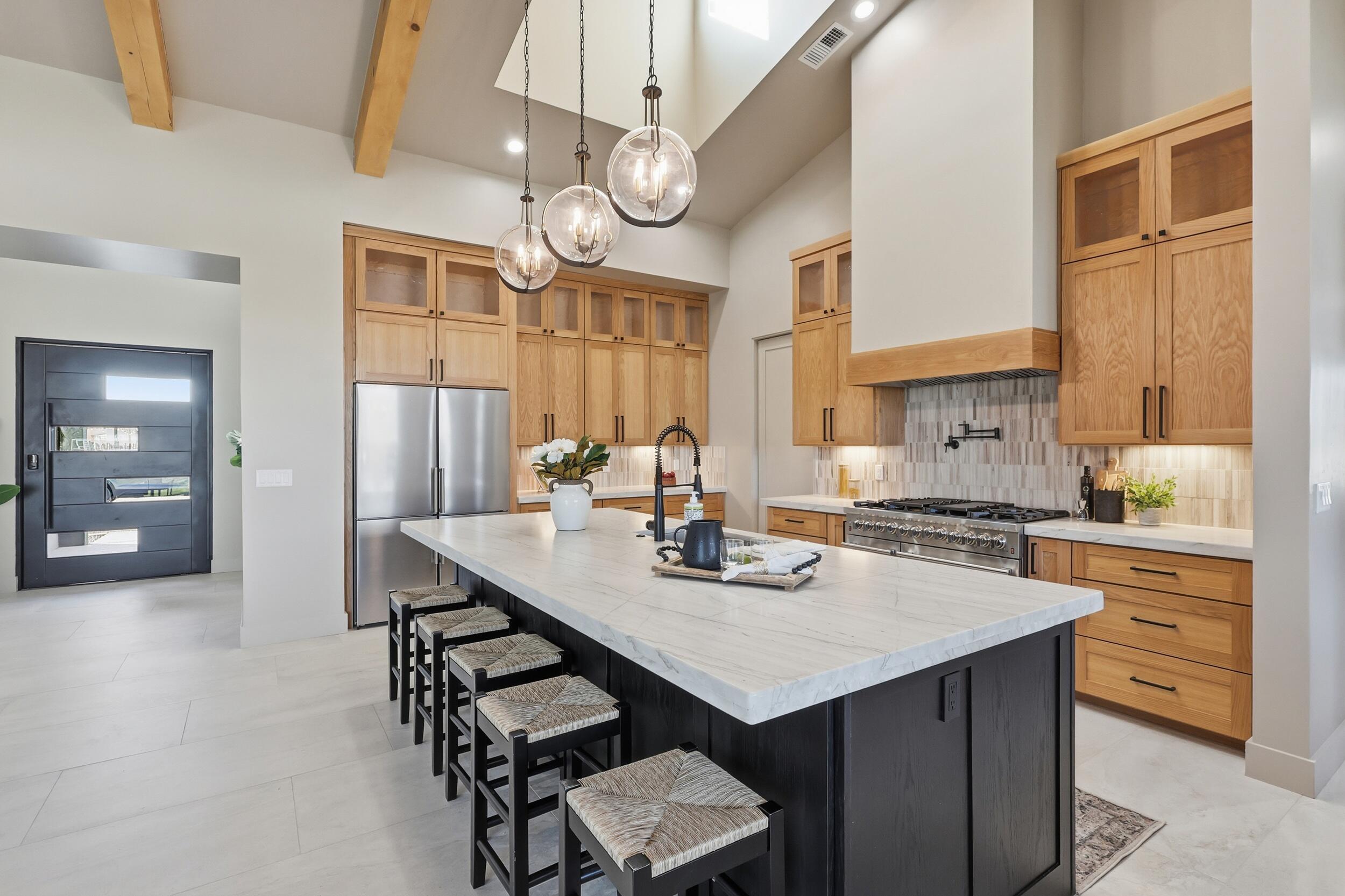 613 Valle Querido Court NW