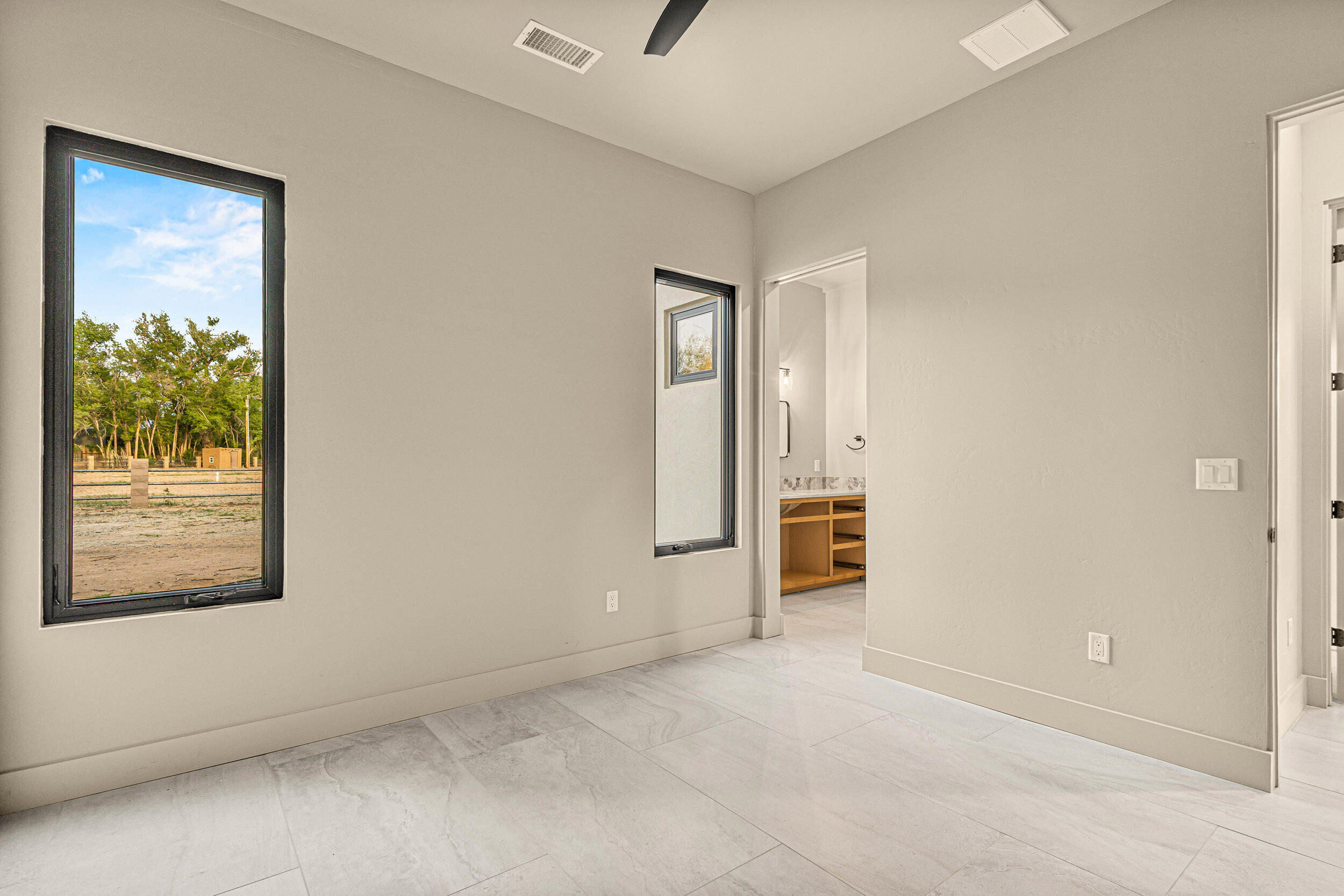 613 Valle Querido Court NW