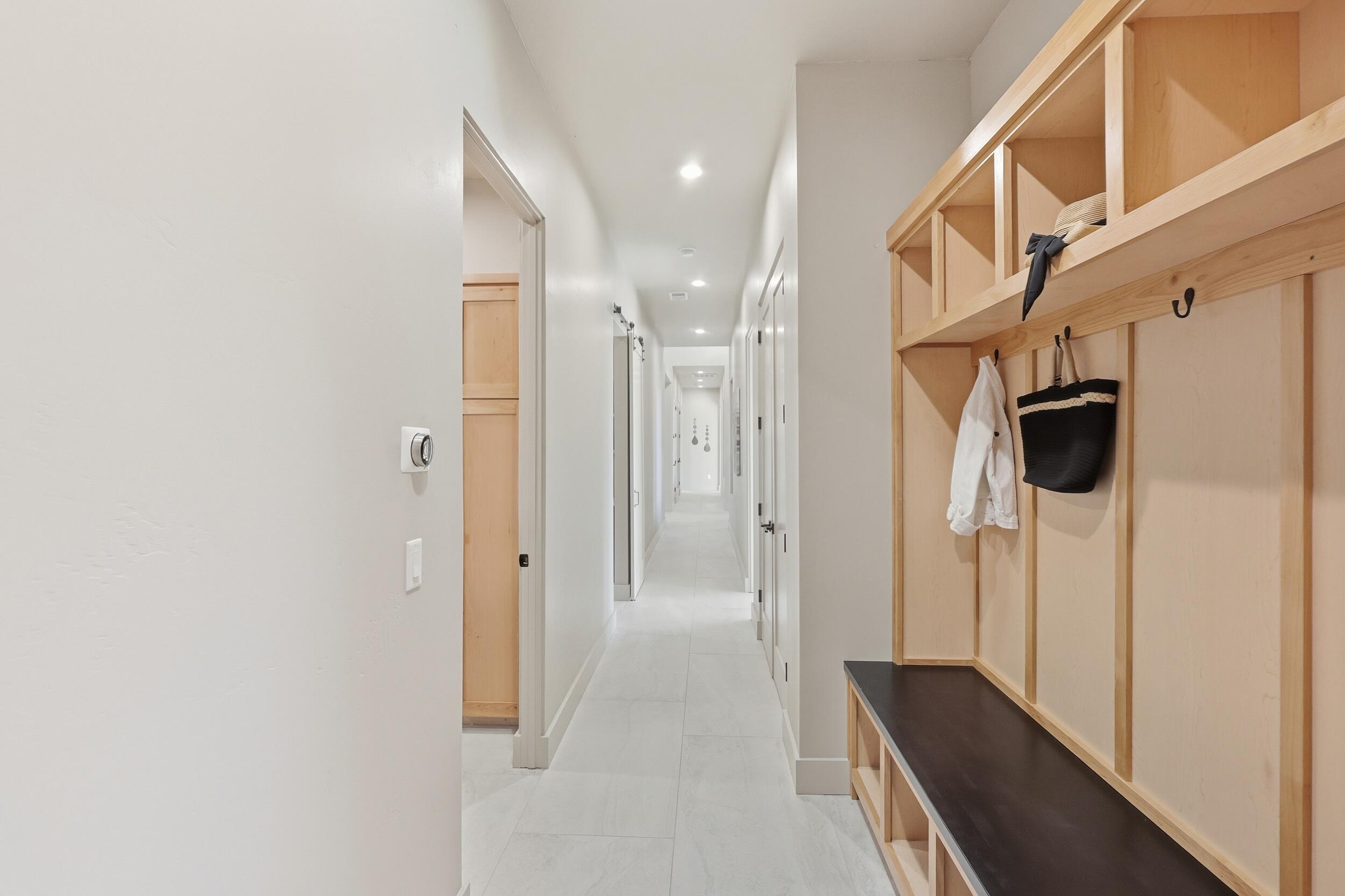 613 Valle Querido Court NW