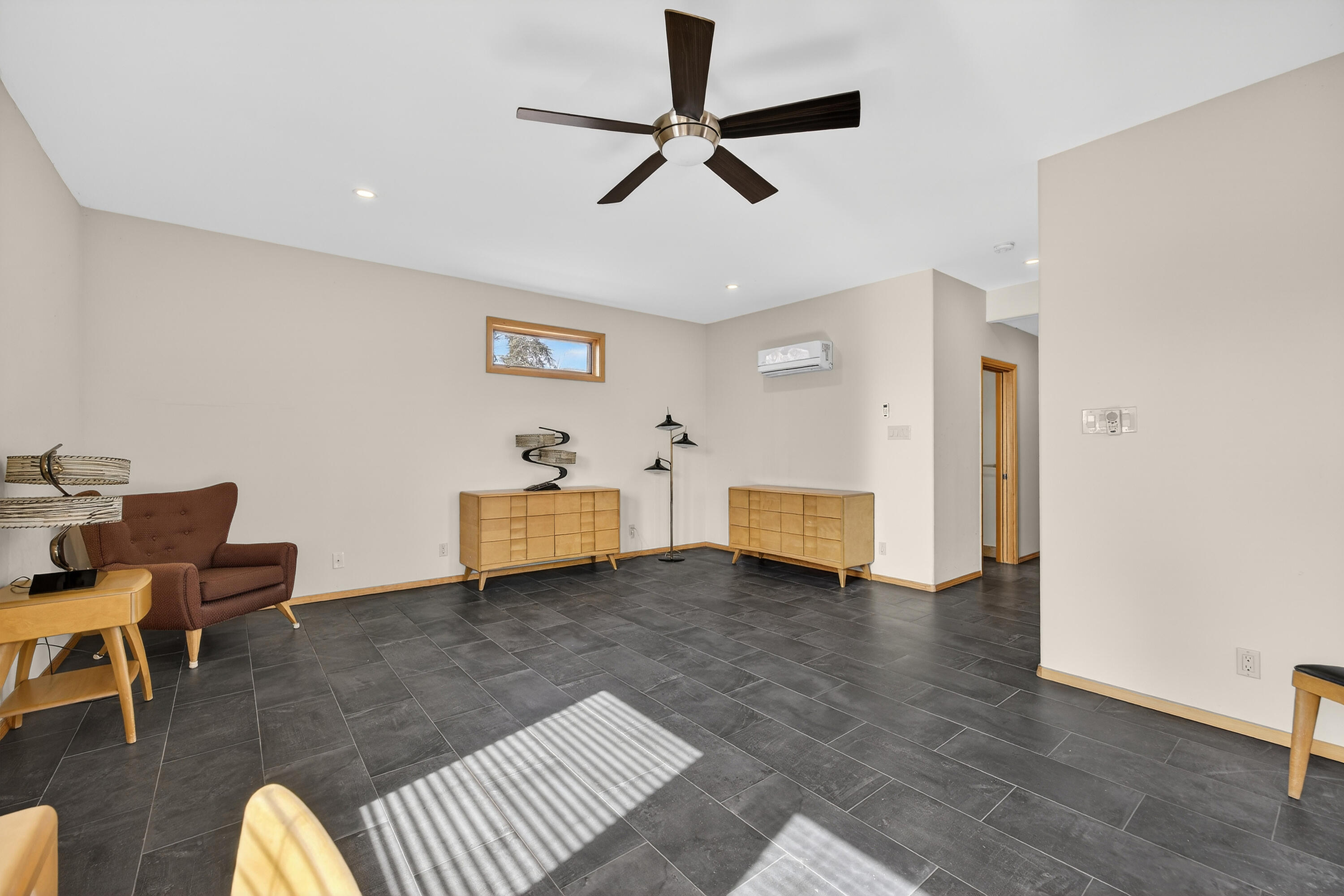 3028 Frontier Avenue NE