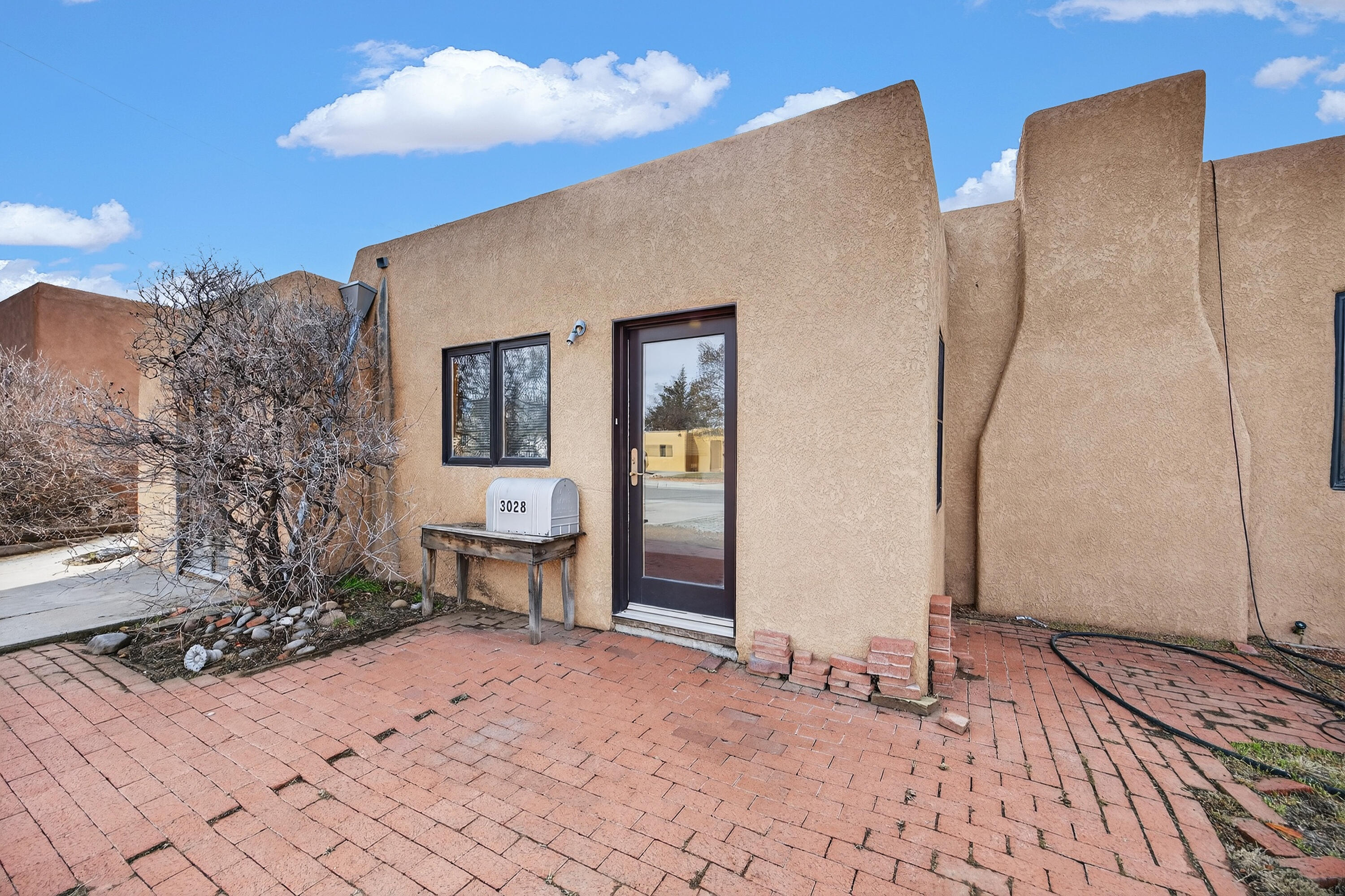 3028 Frontier Avenue NE