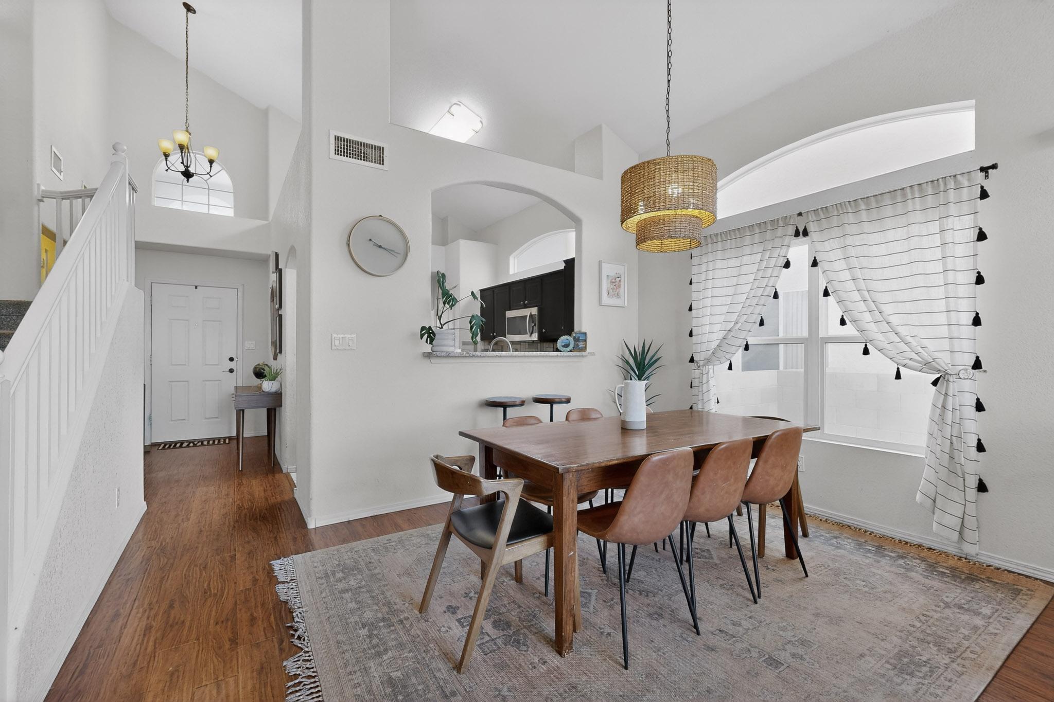 10427 Calle Hermosa Court NW