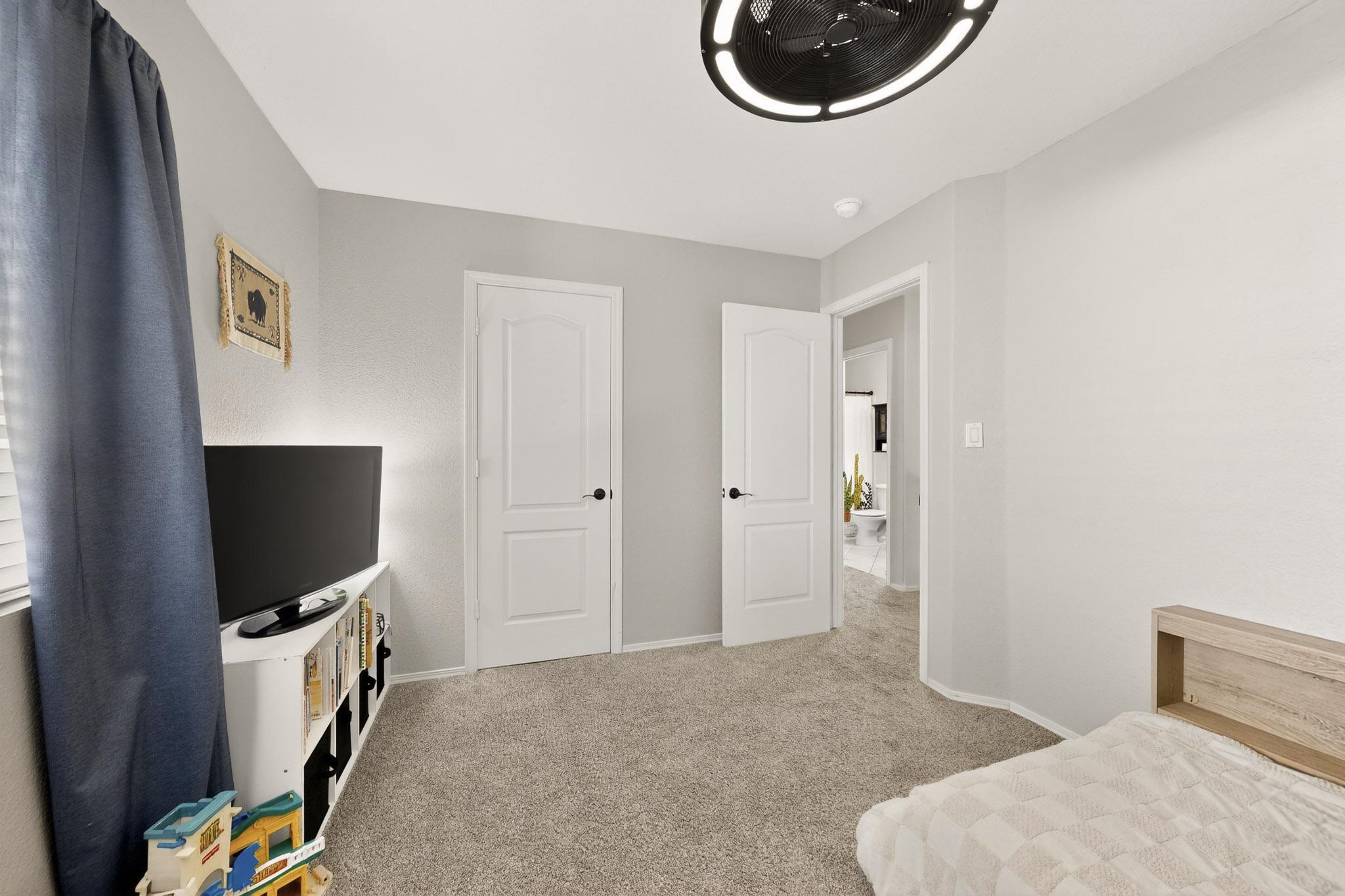 10427 Calle Hermosa Court NW