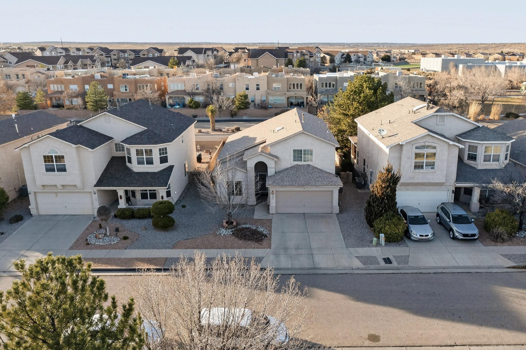 10427 Calle Hermosa Court NW