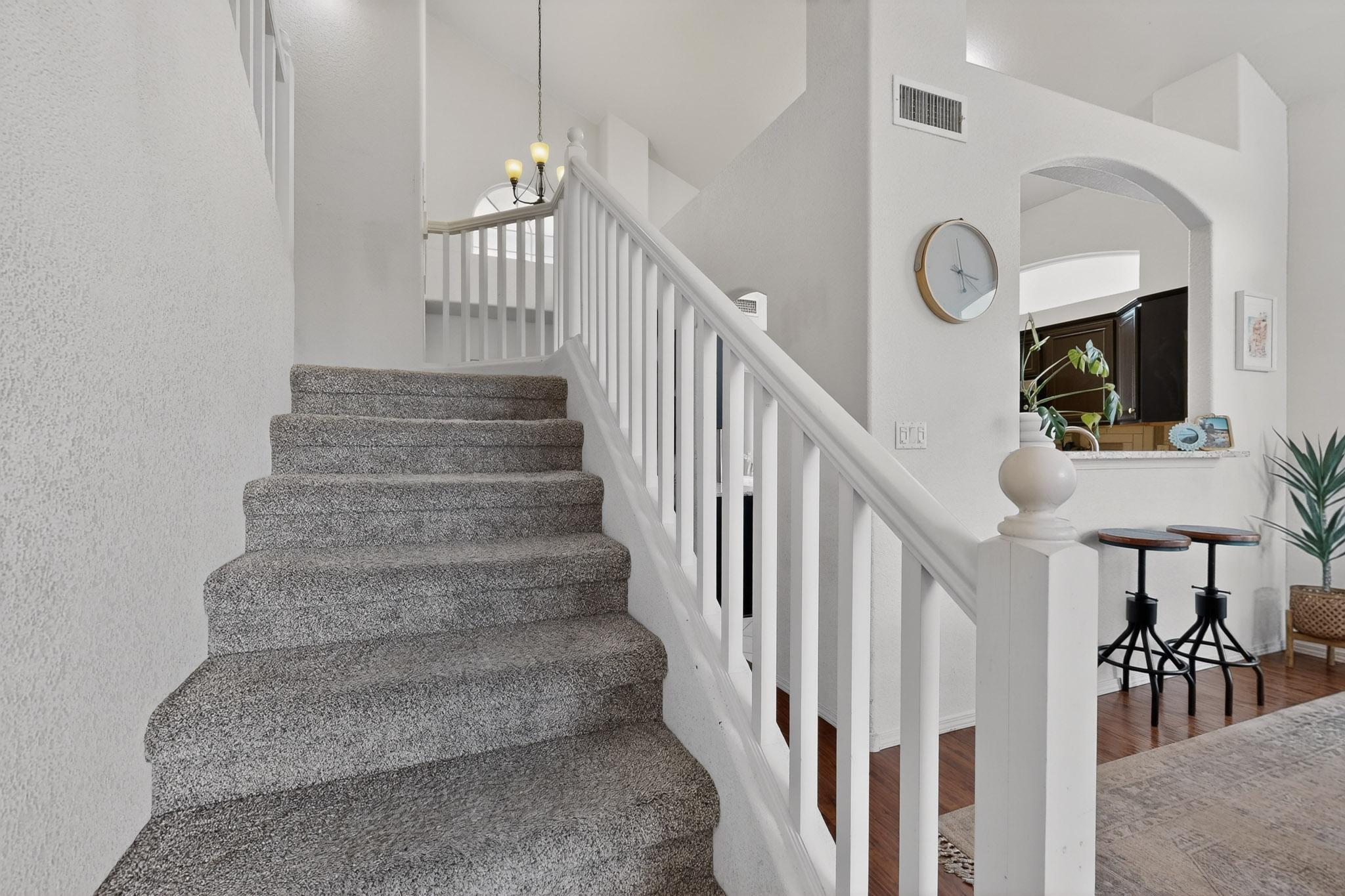 10427 Calle Hermosa Court NW