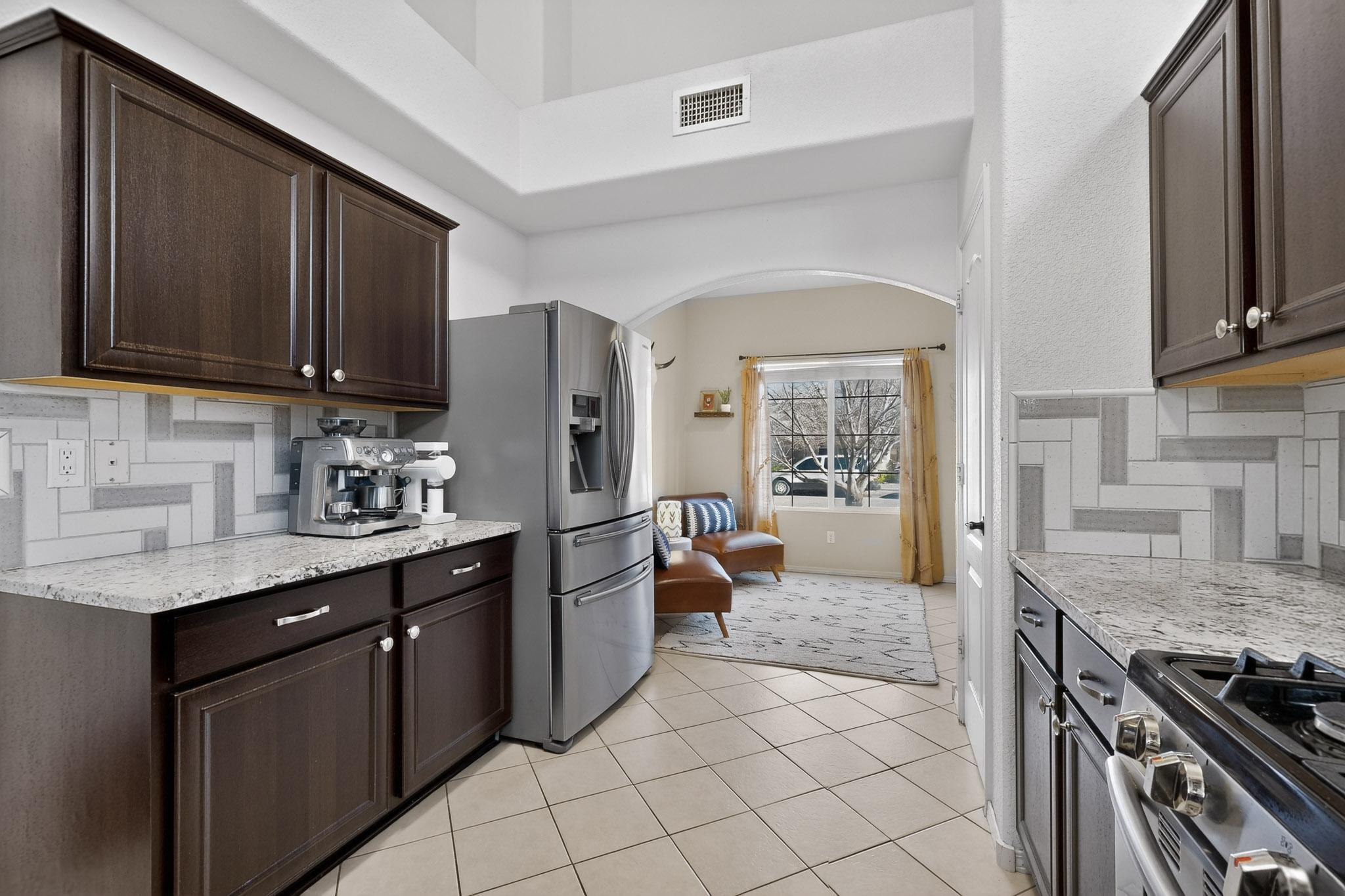 10427 Calle Hermosa Court NW