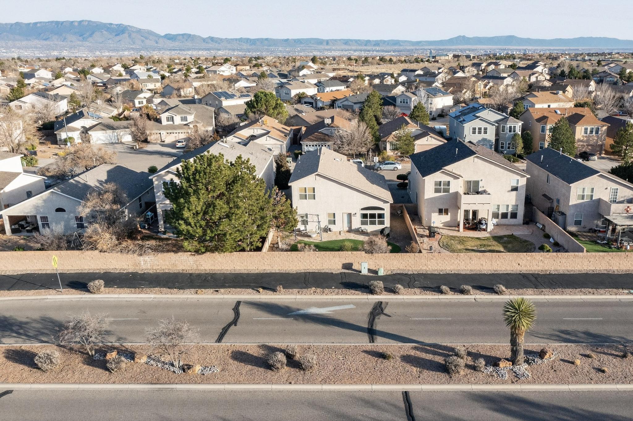 10427 Calle Hermosa Court NW