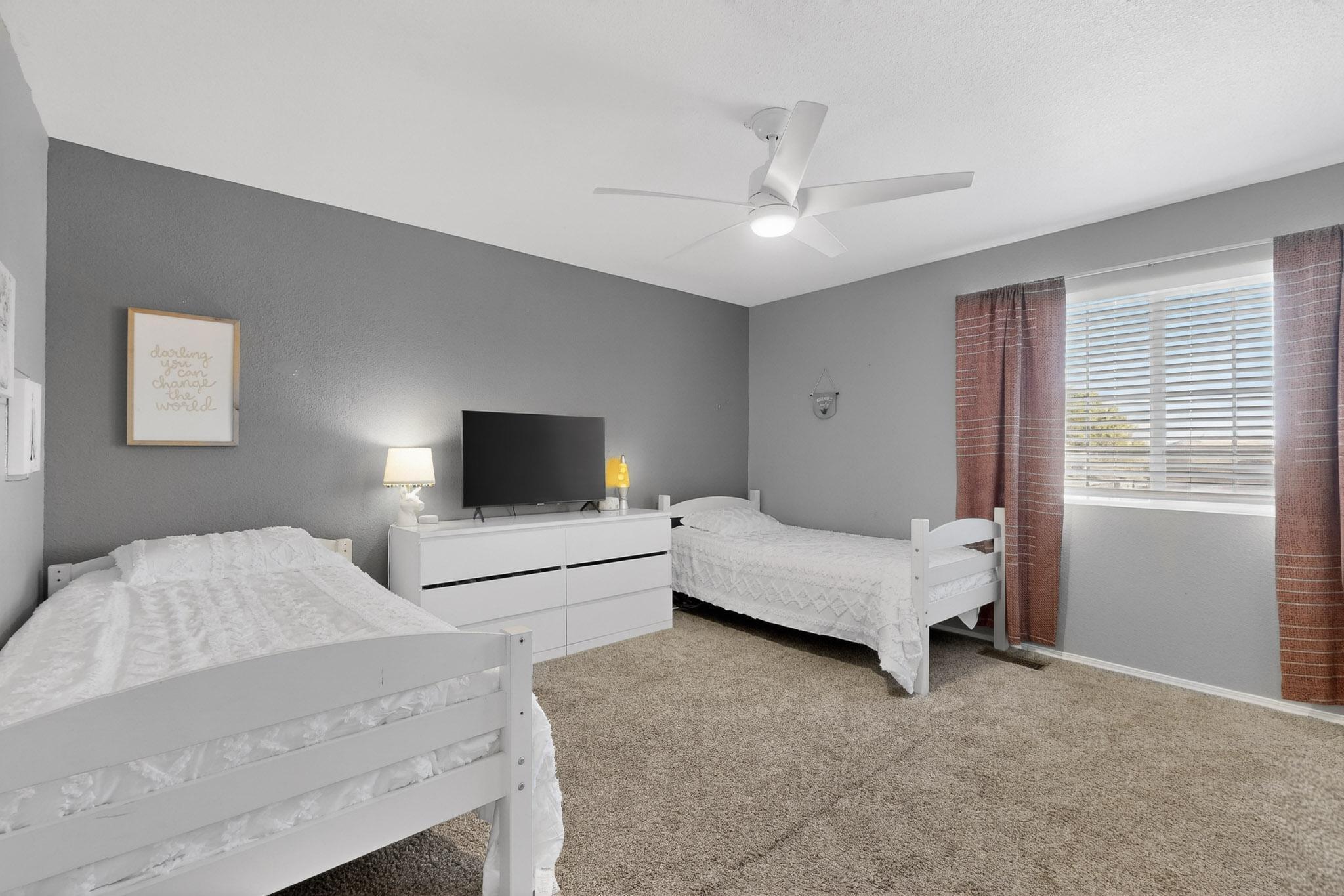 10427 Calle Hermosa Court NW