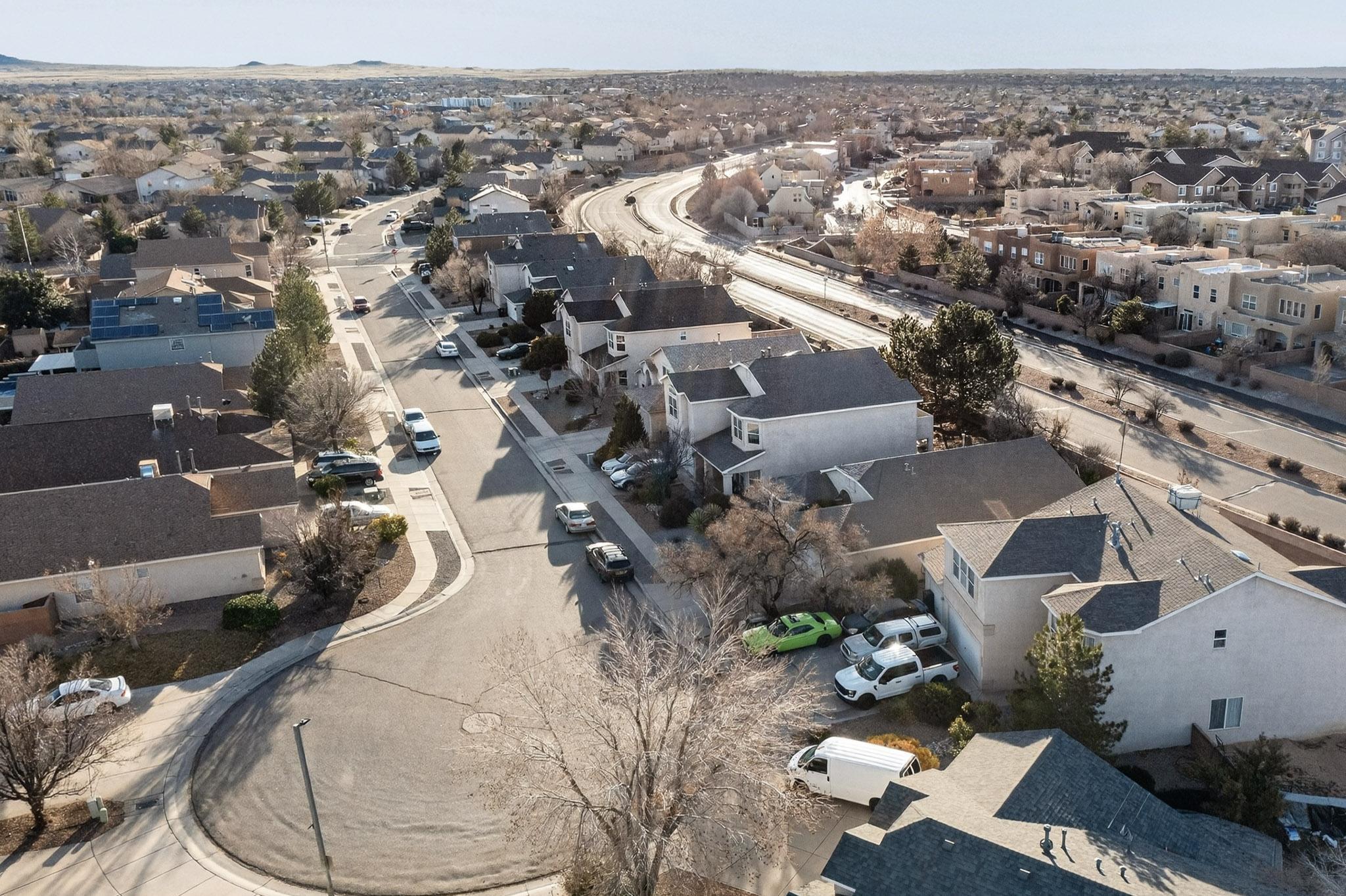 10427 Calle Hermosa Court NW