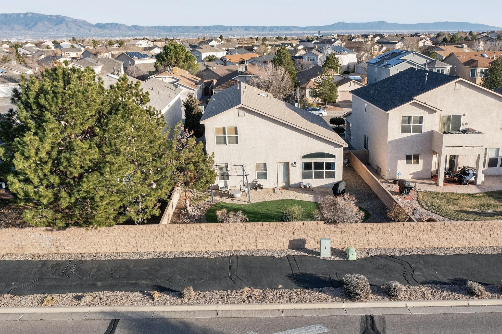 10427 Calle Hermosa Court NW