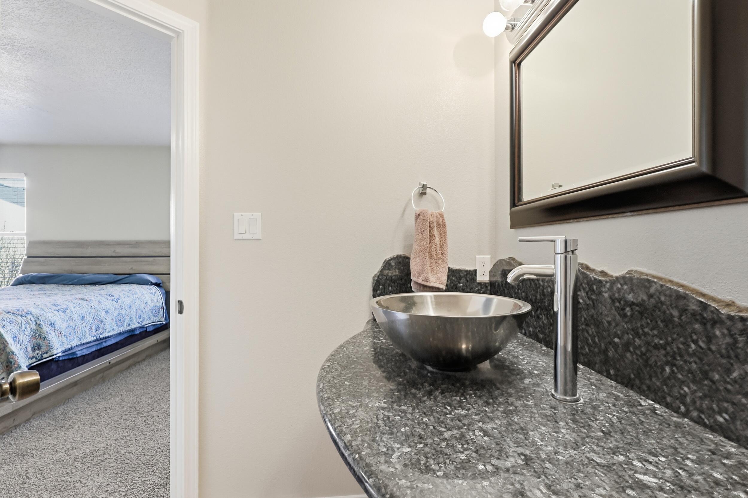 1020 Alexandra Street SW