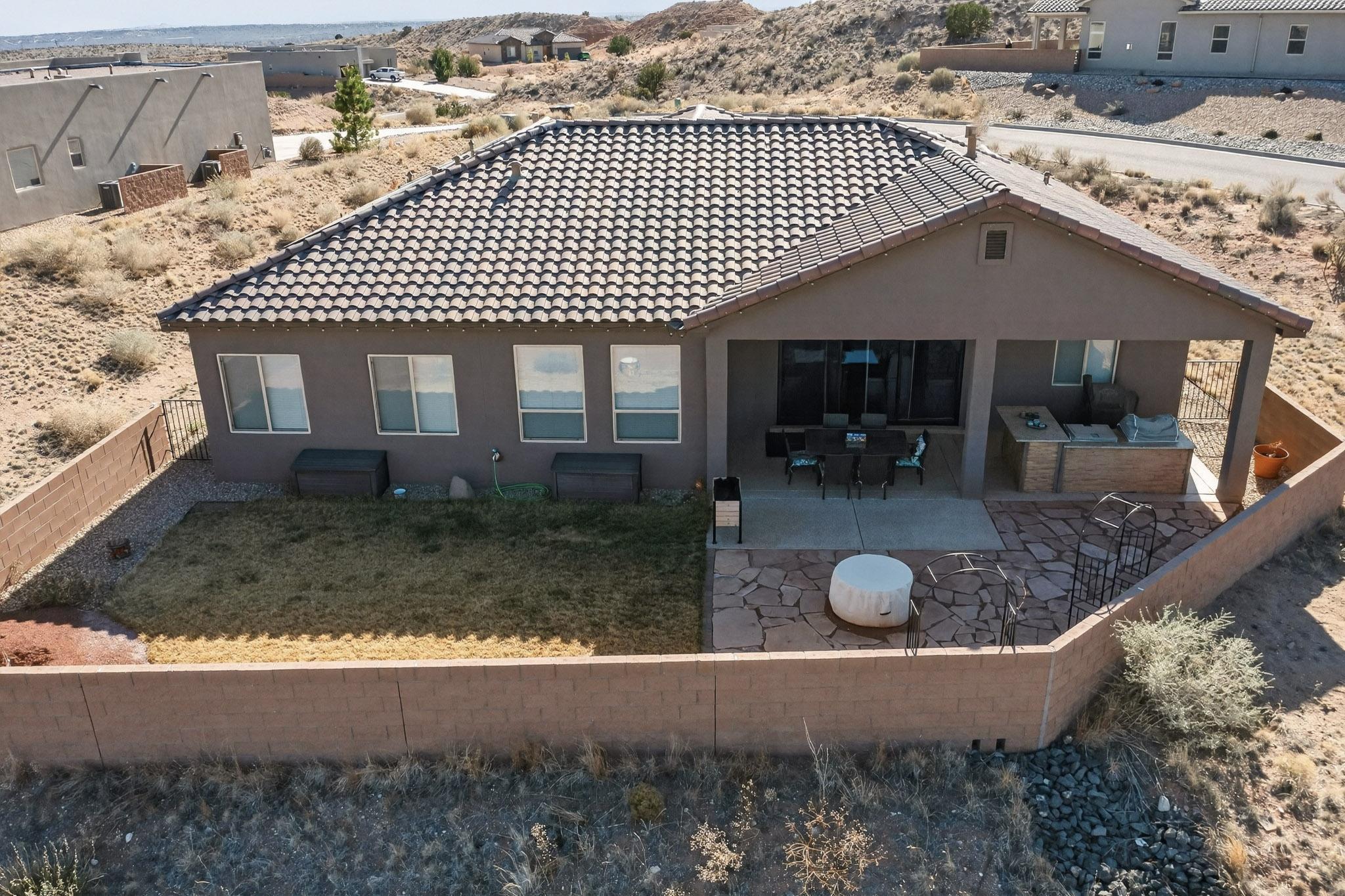 5572 Barranca Overlook Court NE