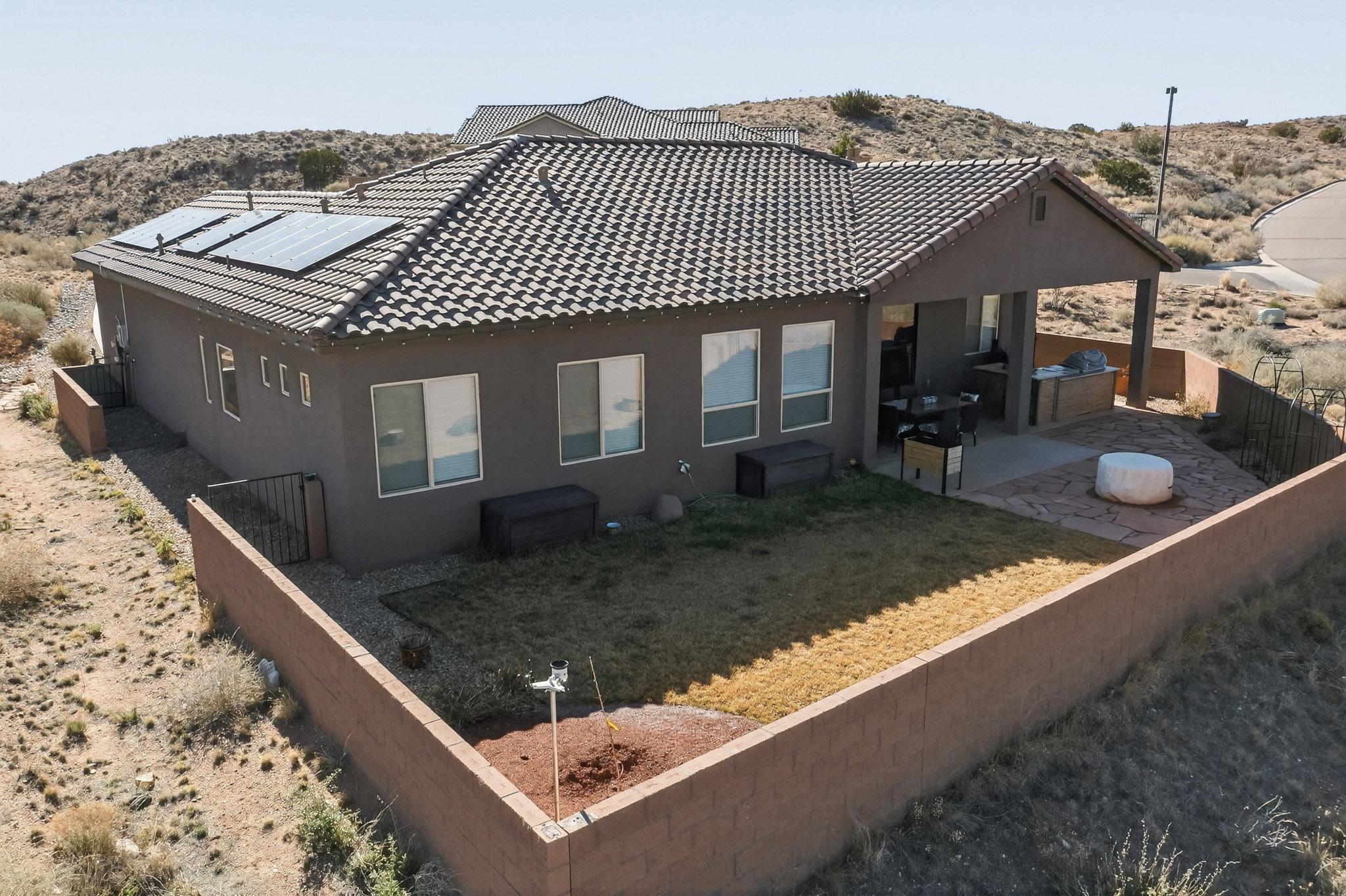 5572 Barranca Overlook Court NE