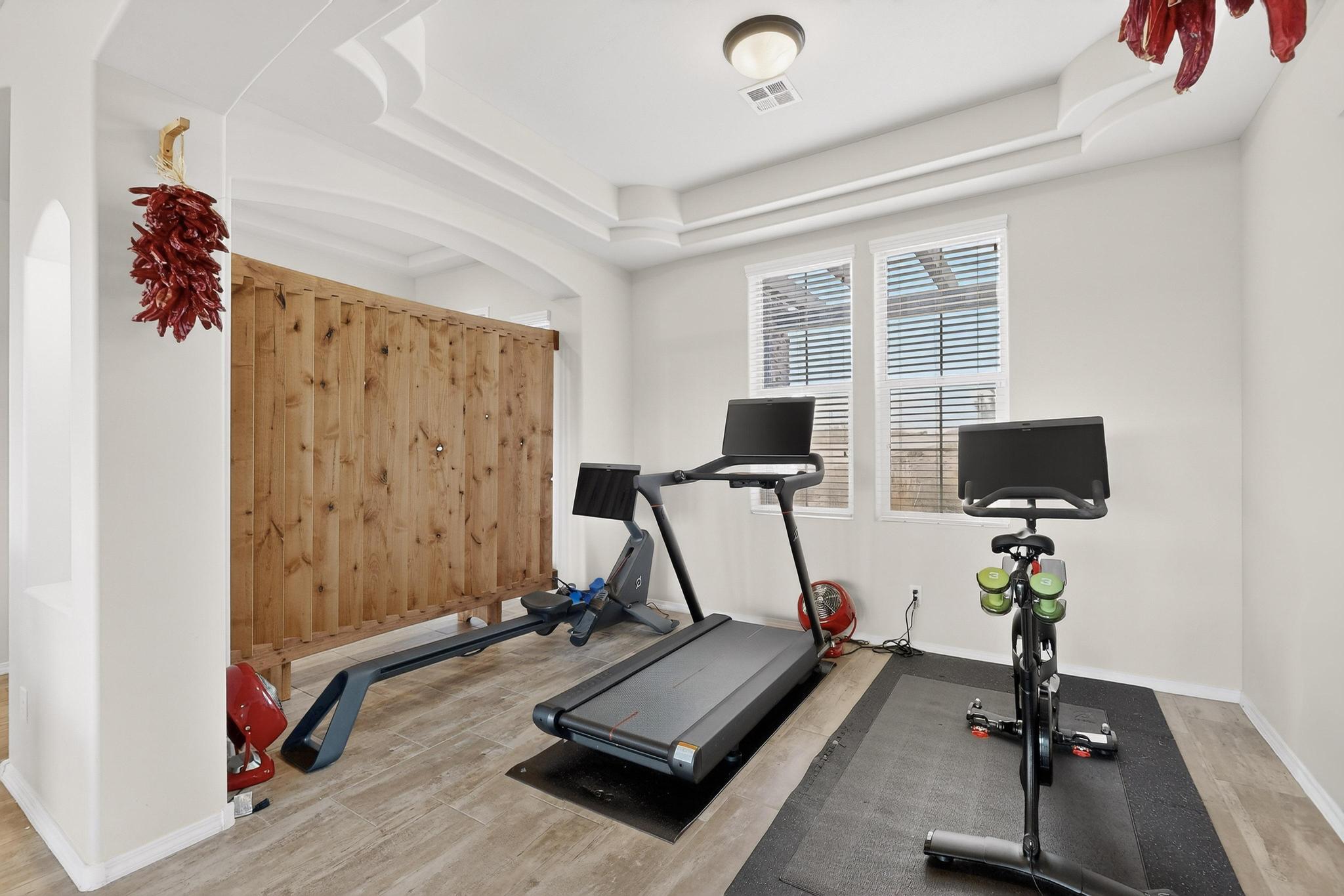 5572 Barranca Overlook Court NE