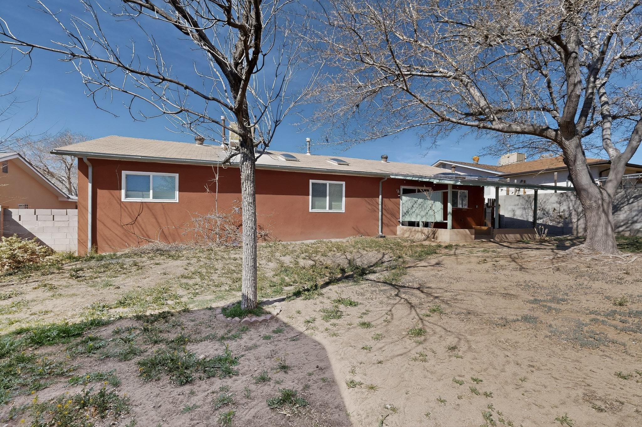 3804 Big Bend Road NE