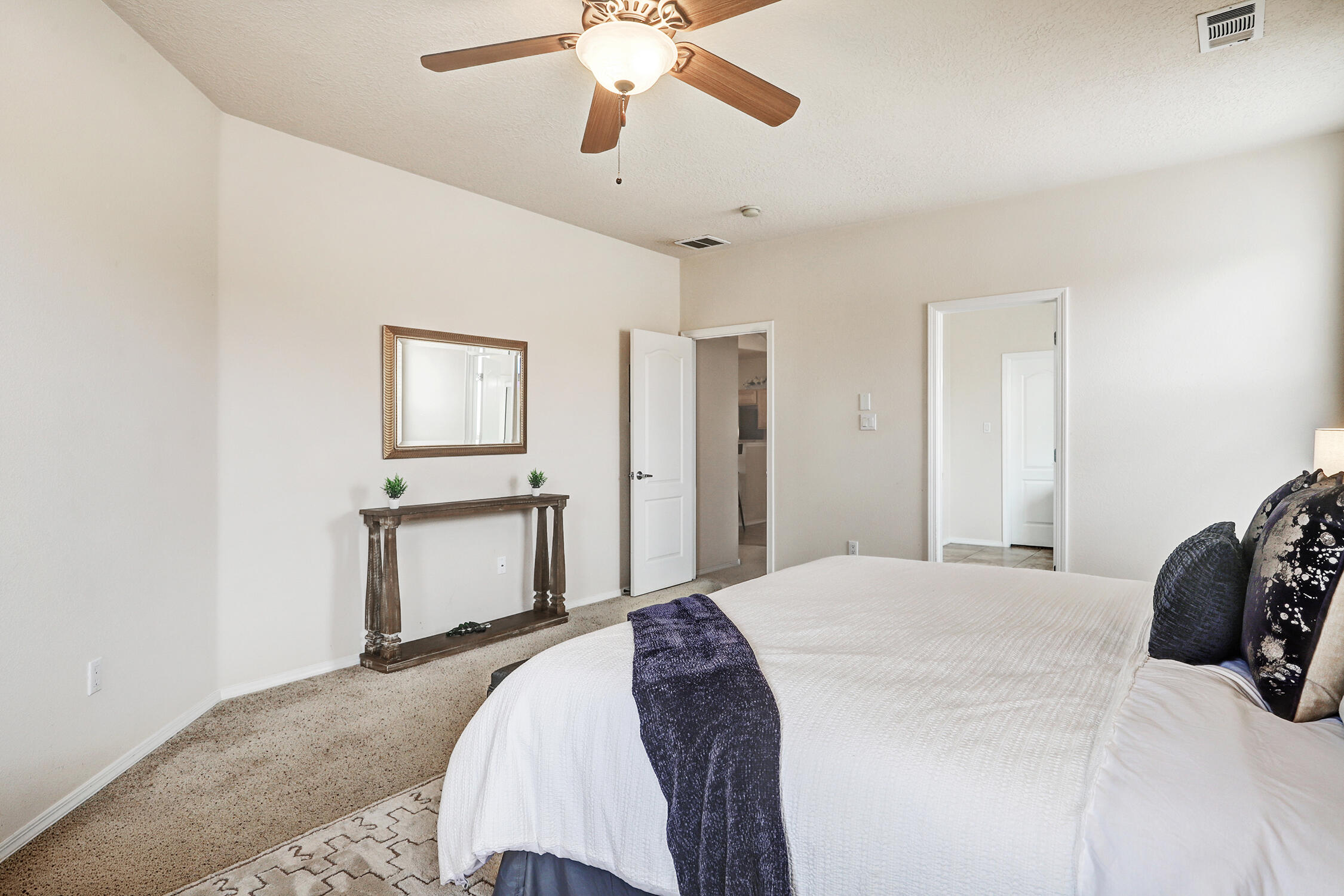 1922 Western Hills Drive SE